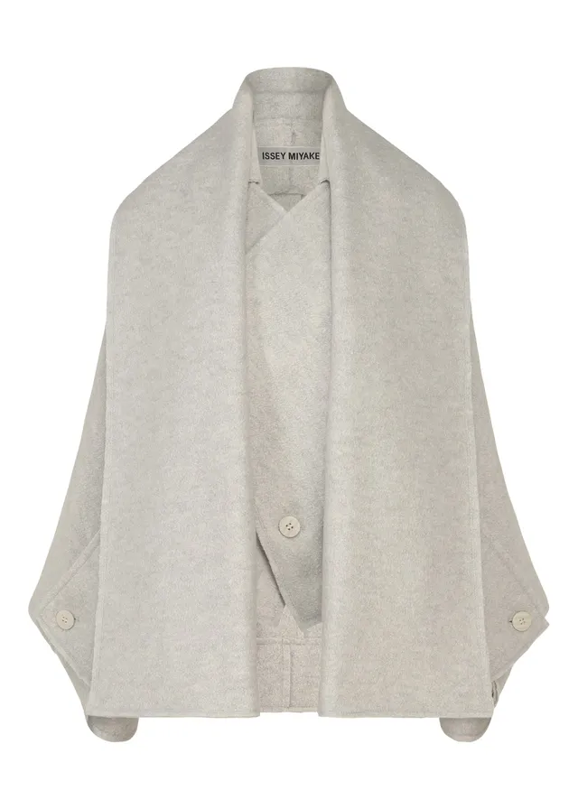 Issey Miyake Woolen Granite IM63331 dámský kabát šedý se šálou