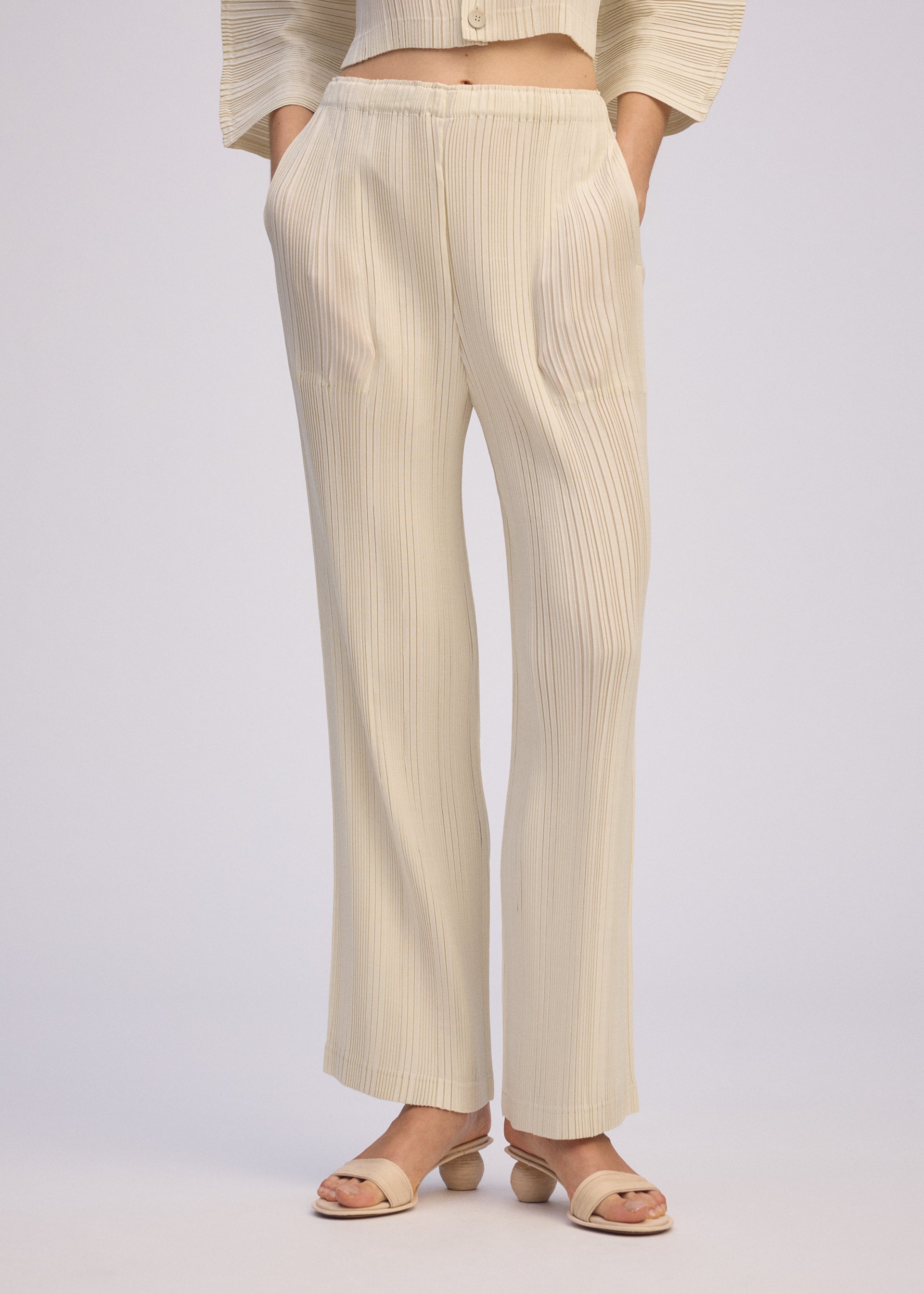 Issey Miyake Linen Like Rib Pleats plisované kalhoty ivory