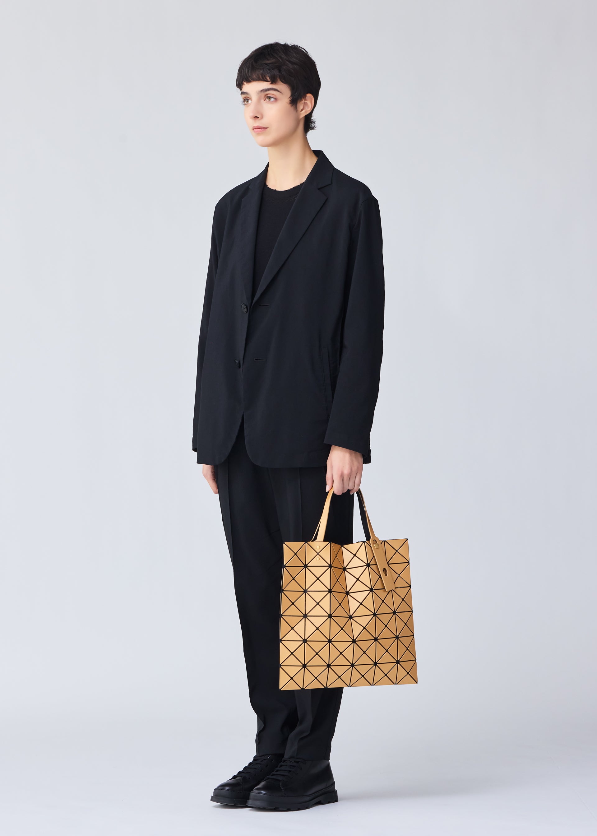 Issey Miyake Lucent Metallic tote kabelka béžová matná