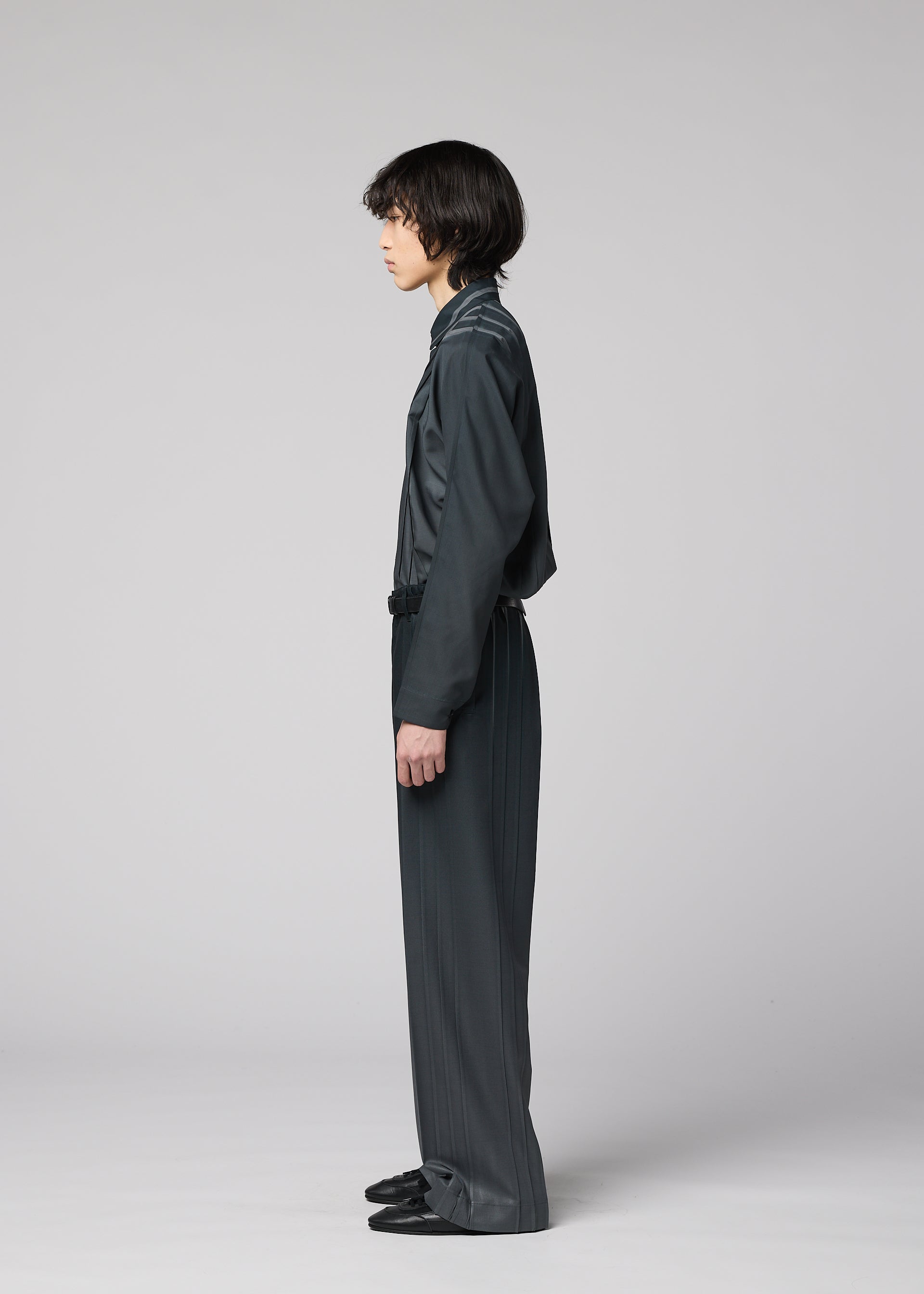 Issey Miyake Dawn Ray kalhoty pánské Black gradient 2