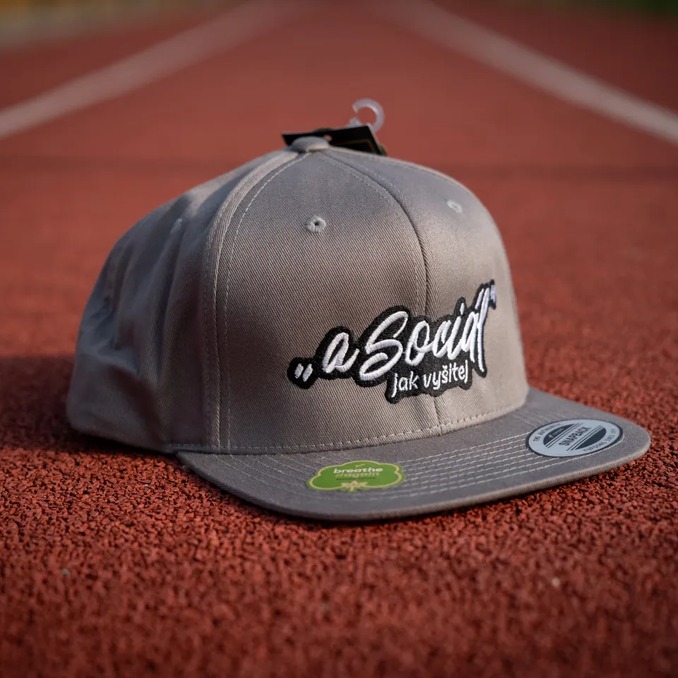 Magifešn BIO kšiltovka aSociál snapback biobavlna