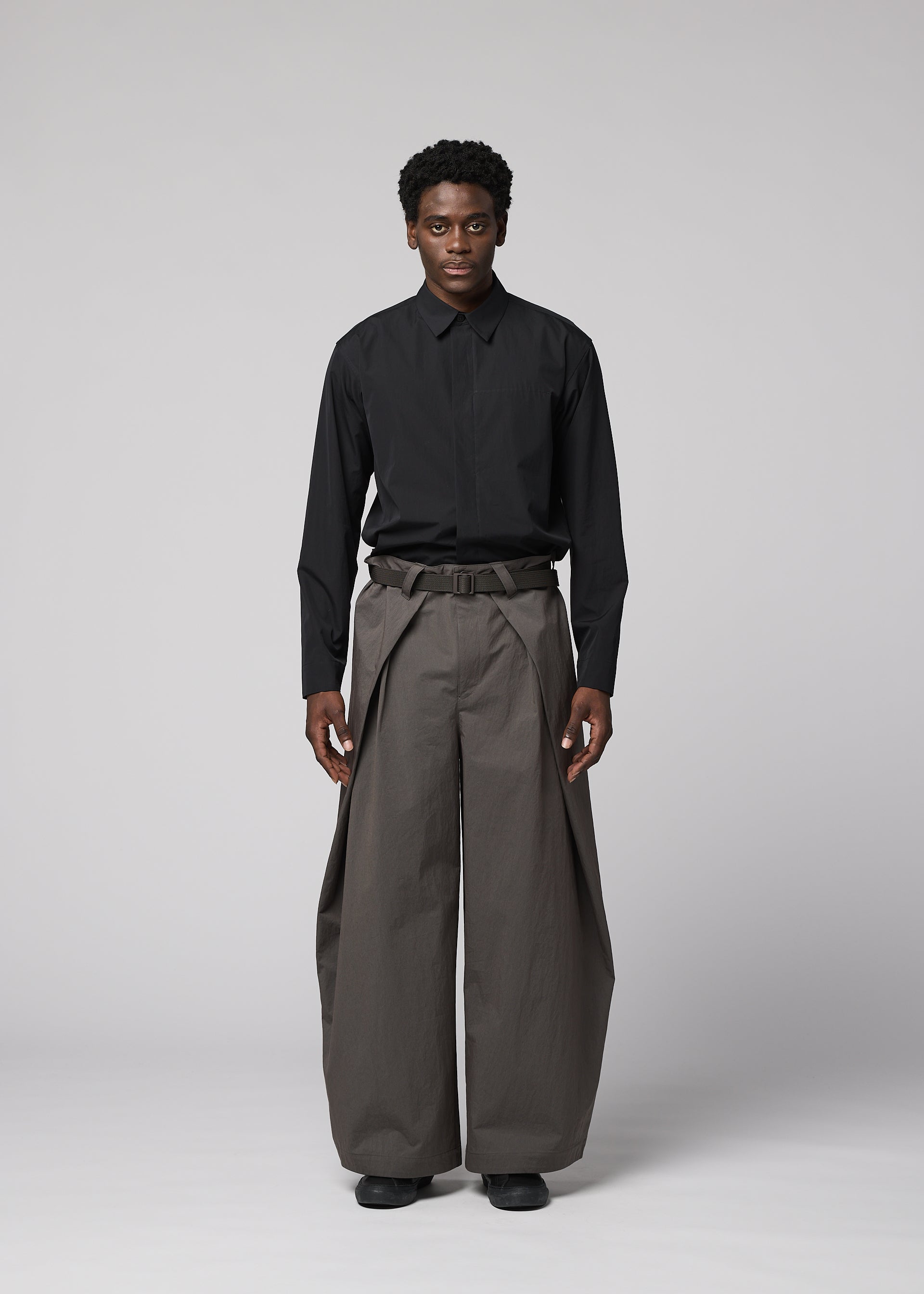 Issey Miyake Overlap kalhoty brown široké