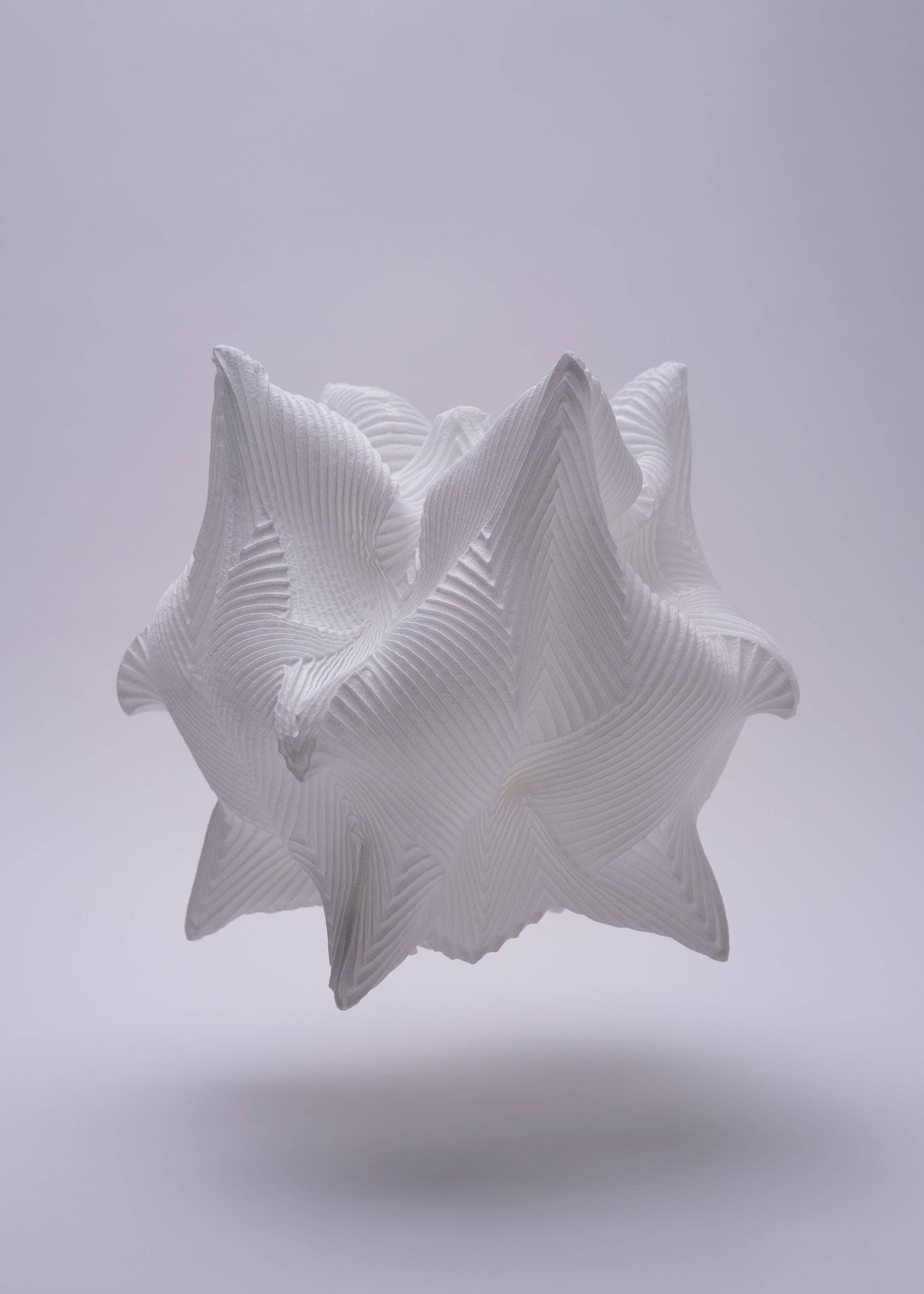 Issey Miyake Type-XIII O Series Shade stínidlo bílé