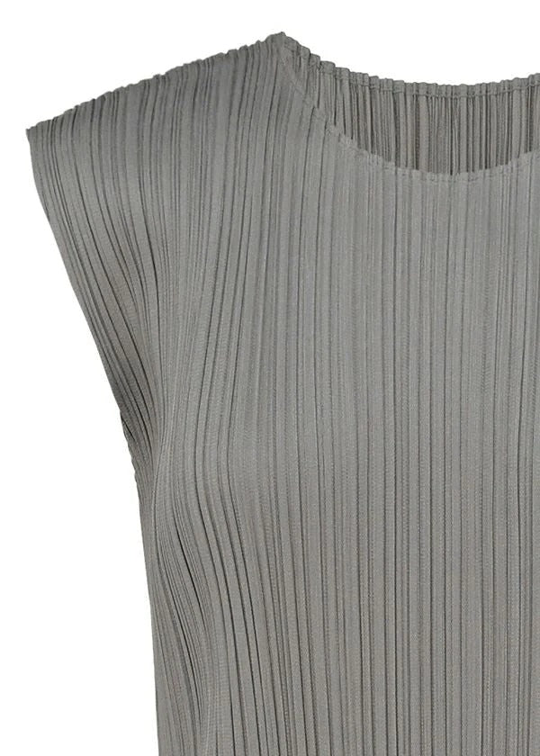 Issey Miyake Basics šaty světle šedé s rukávem