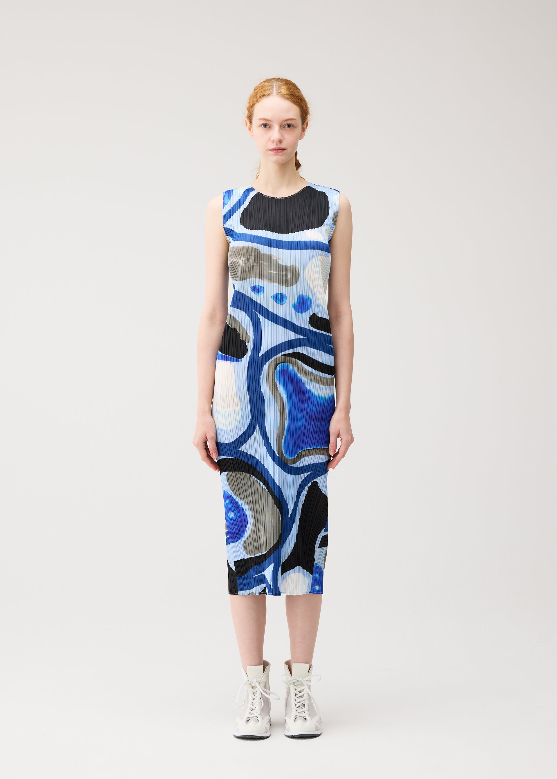Pleats Please Issey Miyake Roll šaty světle modrá vel. 3