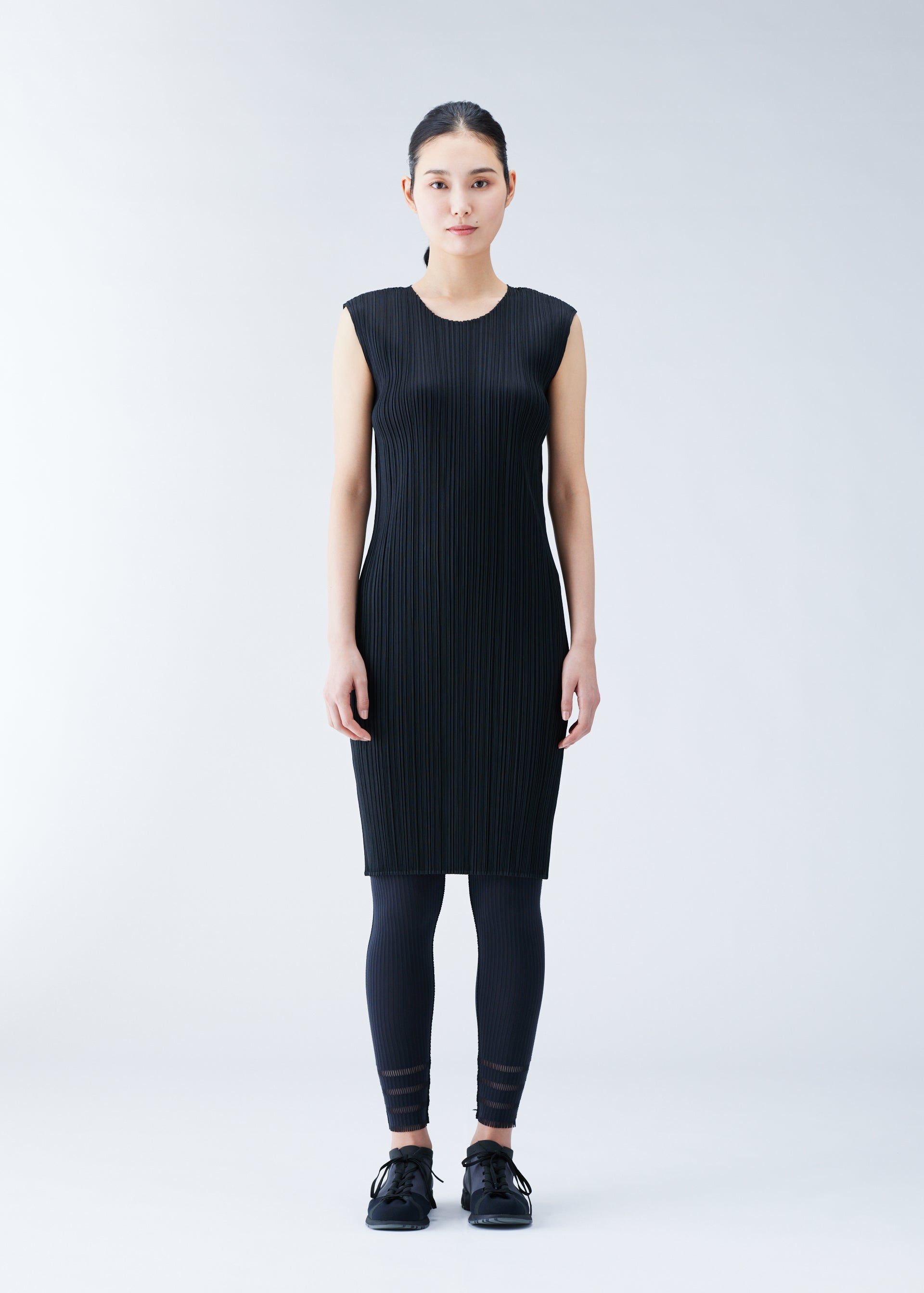 Issey Miyake A-POC Basics legíny černé vel. 3