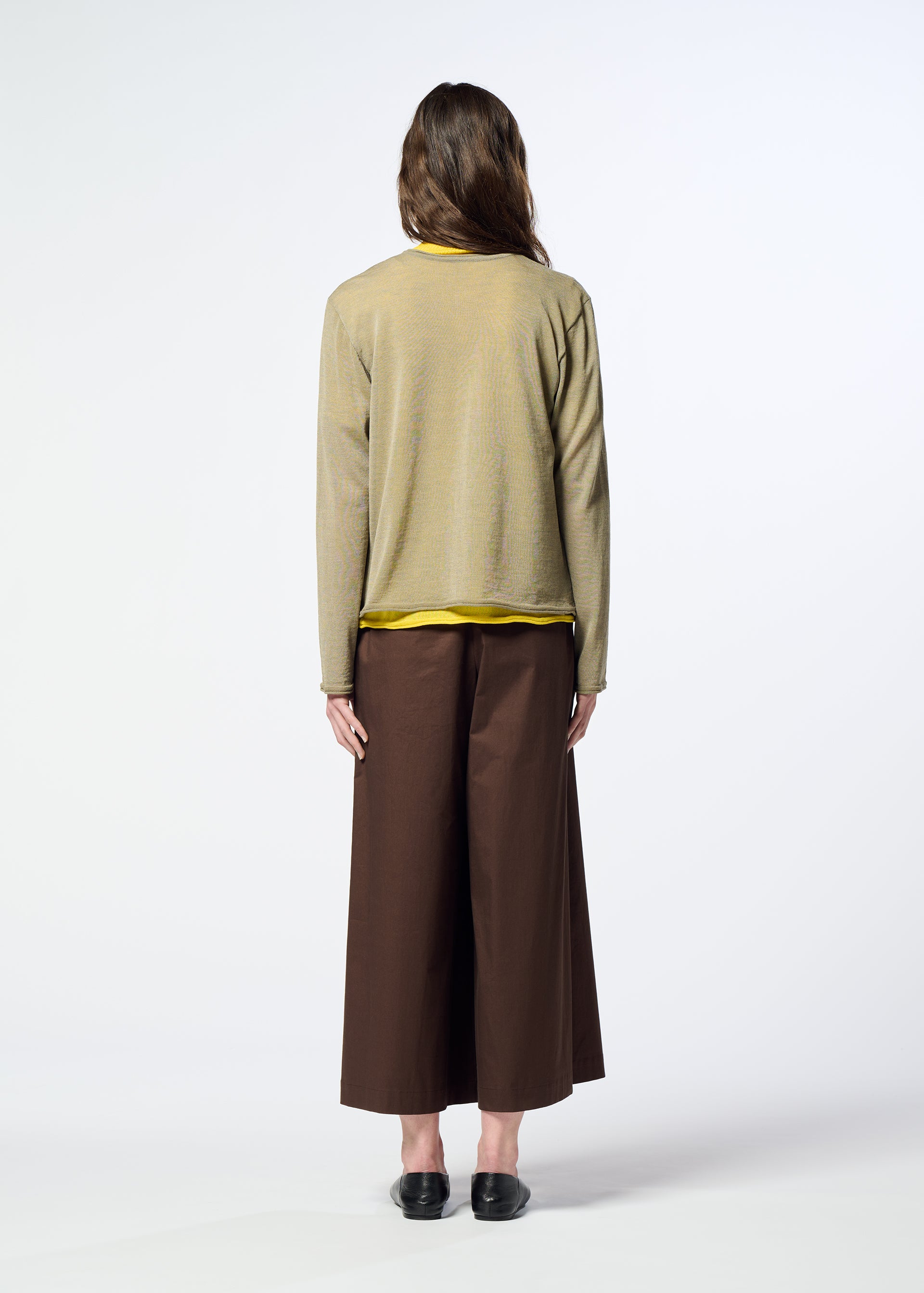 Issey Miyake Airy Pocket Layers kardigan písková