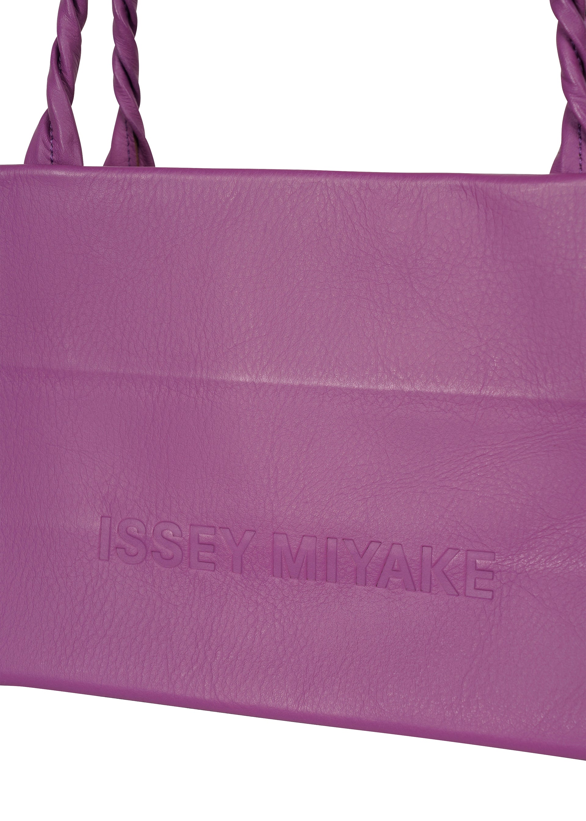 Issey Miyake Paper Bag kožená kabelka černá