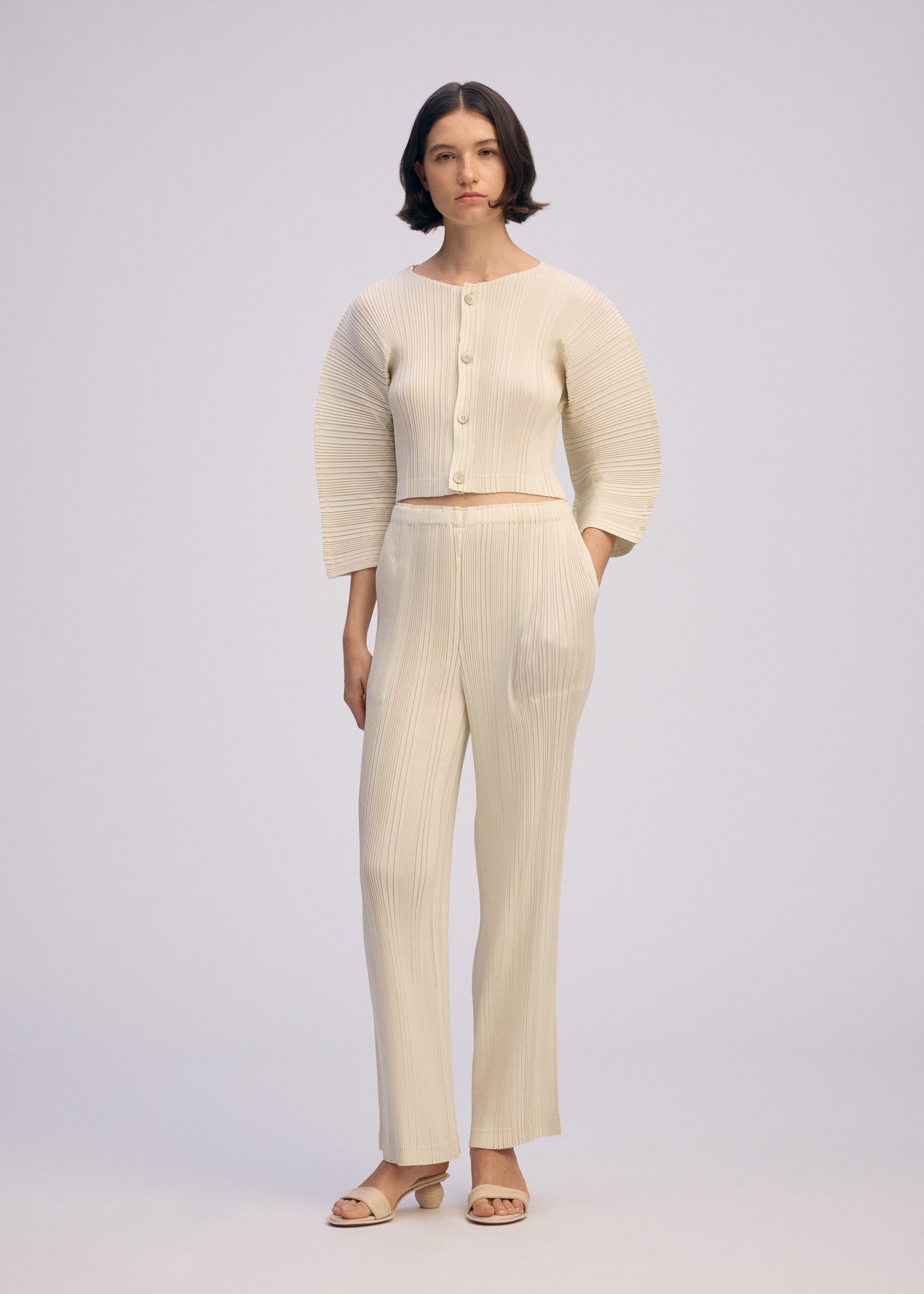 Issey Miyake Linen Like Rib Pleats plisované kalhoty ivory