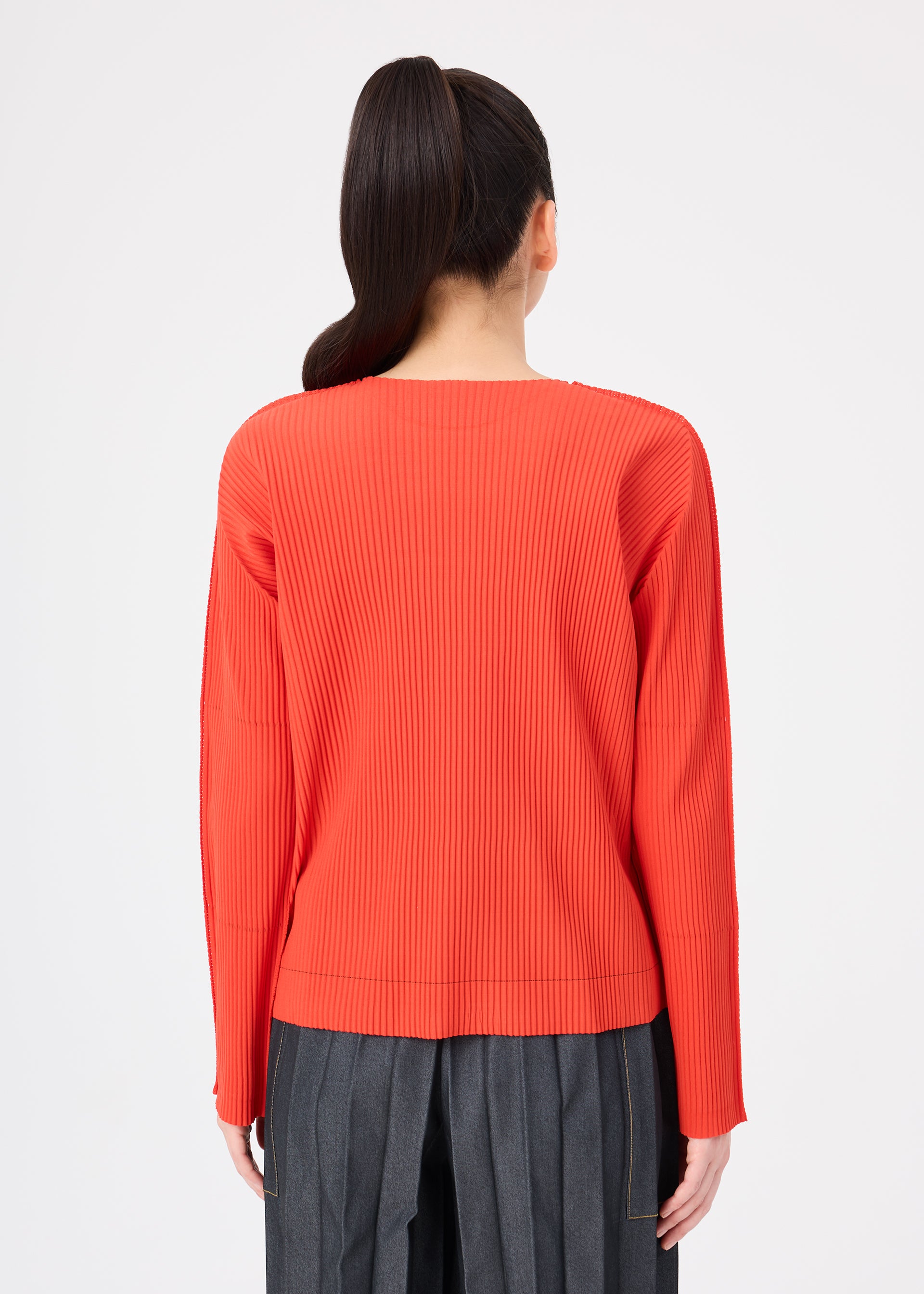 Issey Miyake Fine Knit Pleats Color 2 top šedý Charcoal