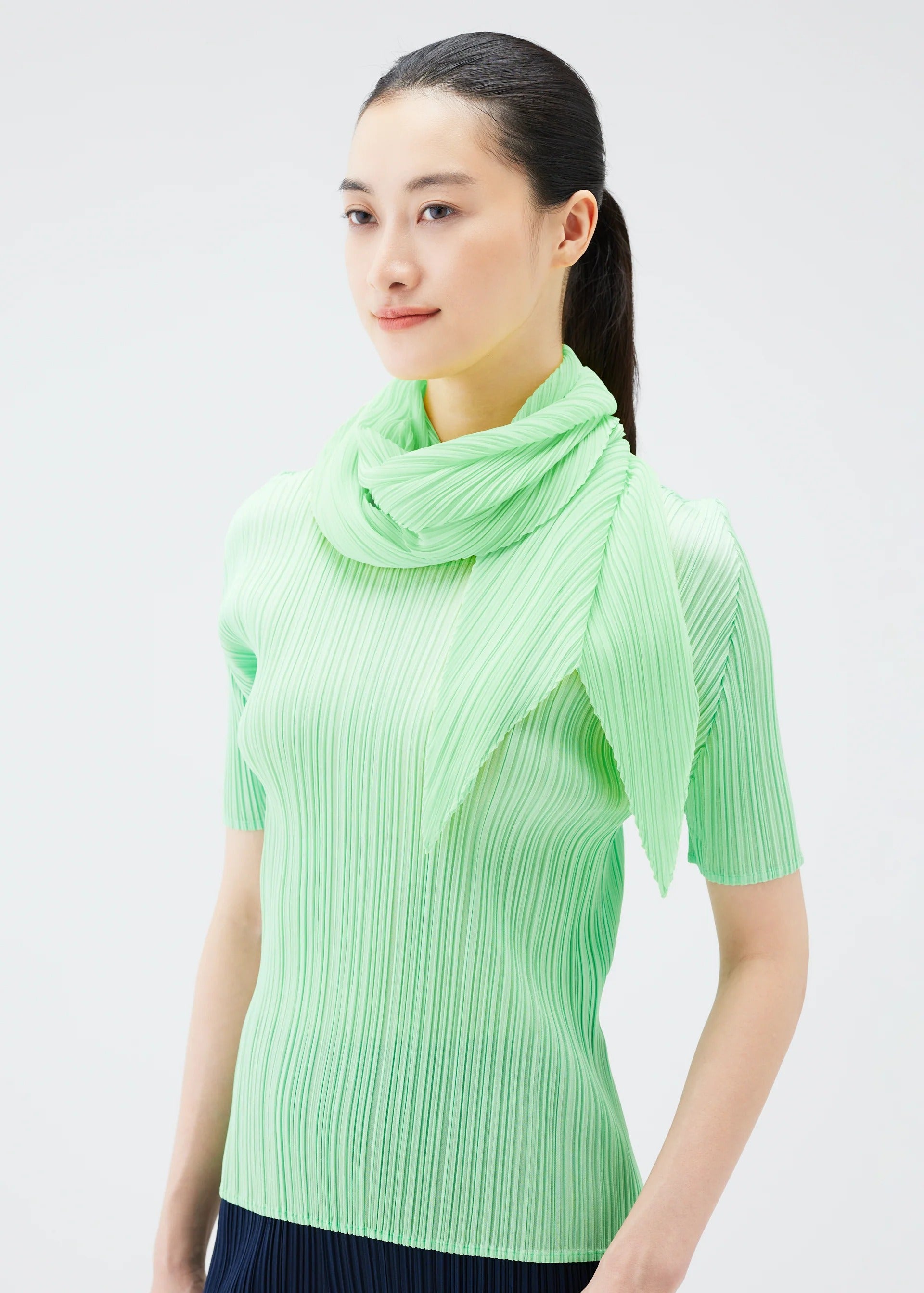 Pleats Please Issey Miyake Colorful Scarf šála karmínová
