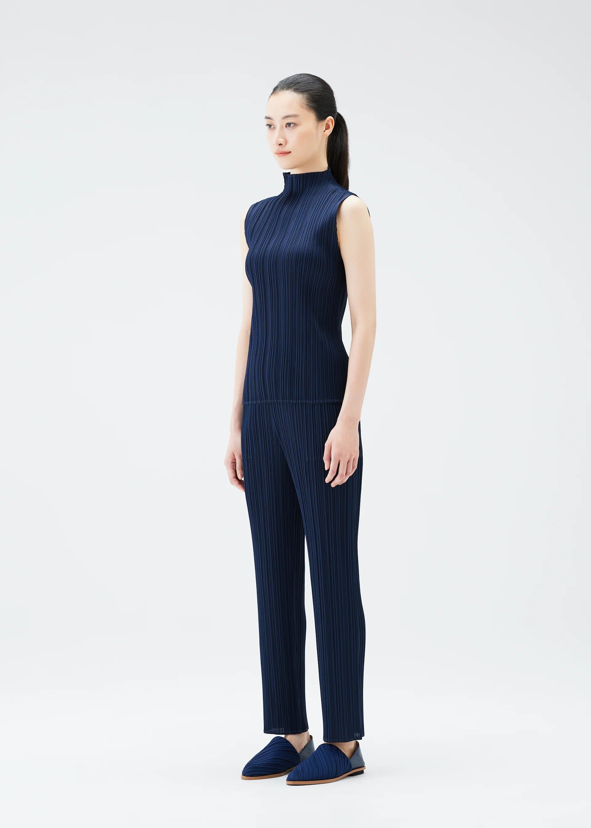 Issey Miyake New Colorful Basics 4 dámský top karmínový