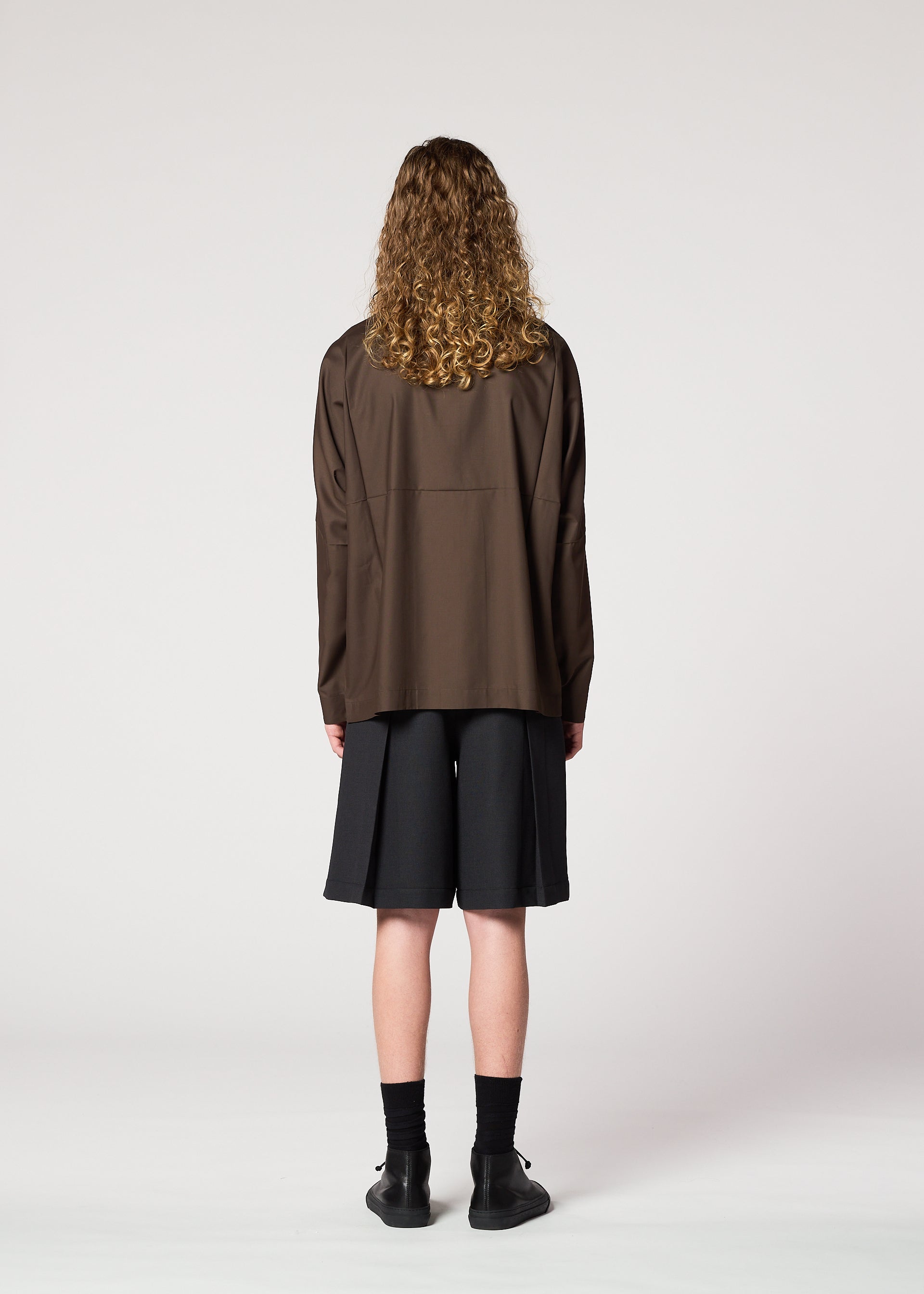 Issey Miyake Cornice pánské šortky charcoal gray vel. 2 s puky