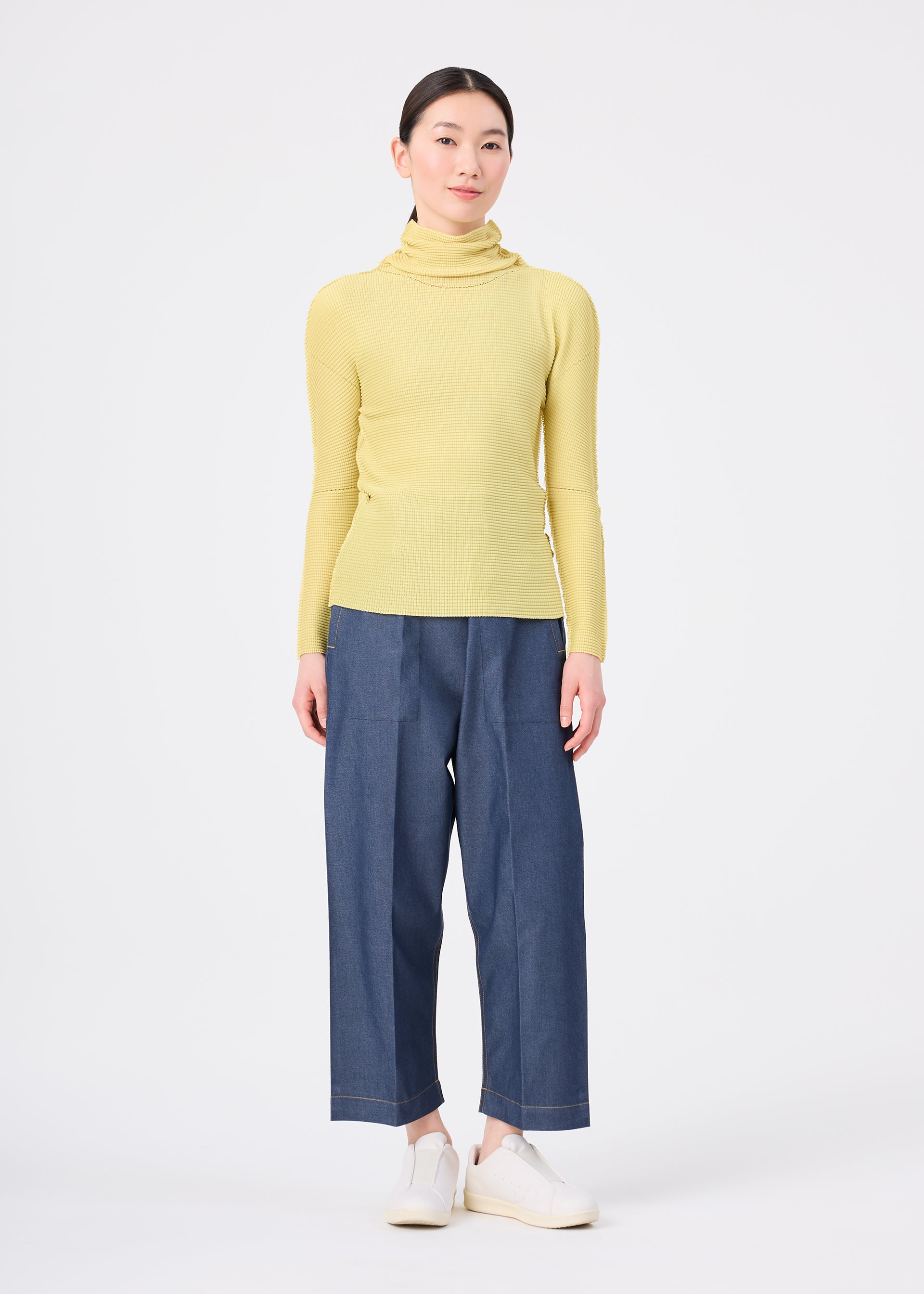 Issey Miyake Knit Stretch Pleats 1 rolák taupe