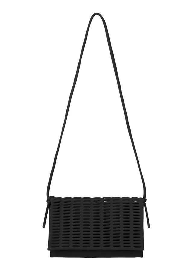Issey Miyake Mokko Flap Pouch taška černá