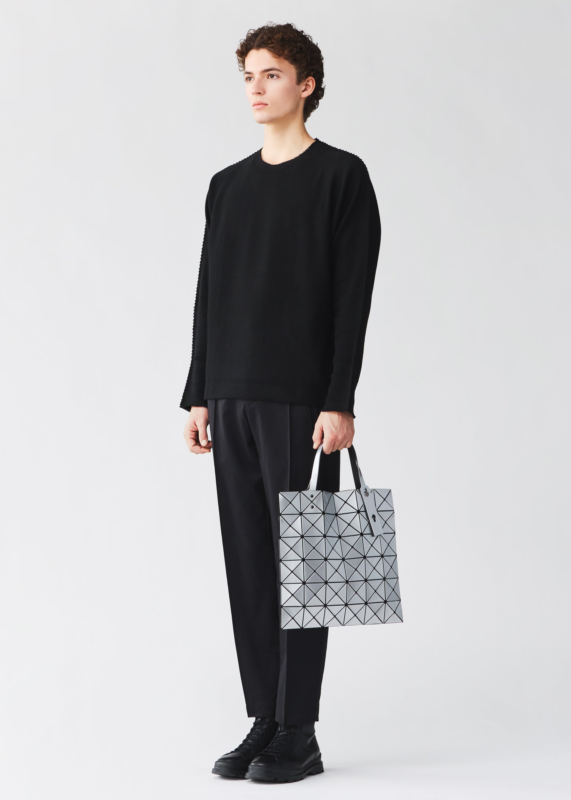 Issey Miyake Lucent tote béžová A4