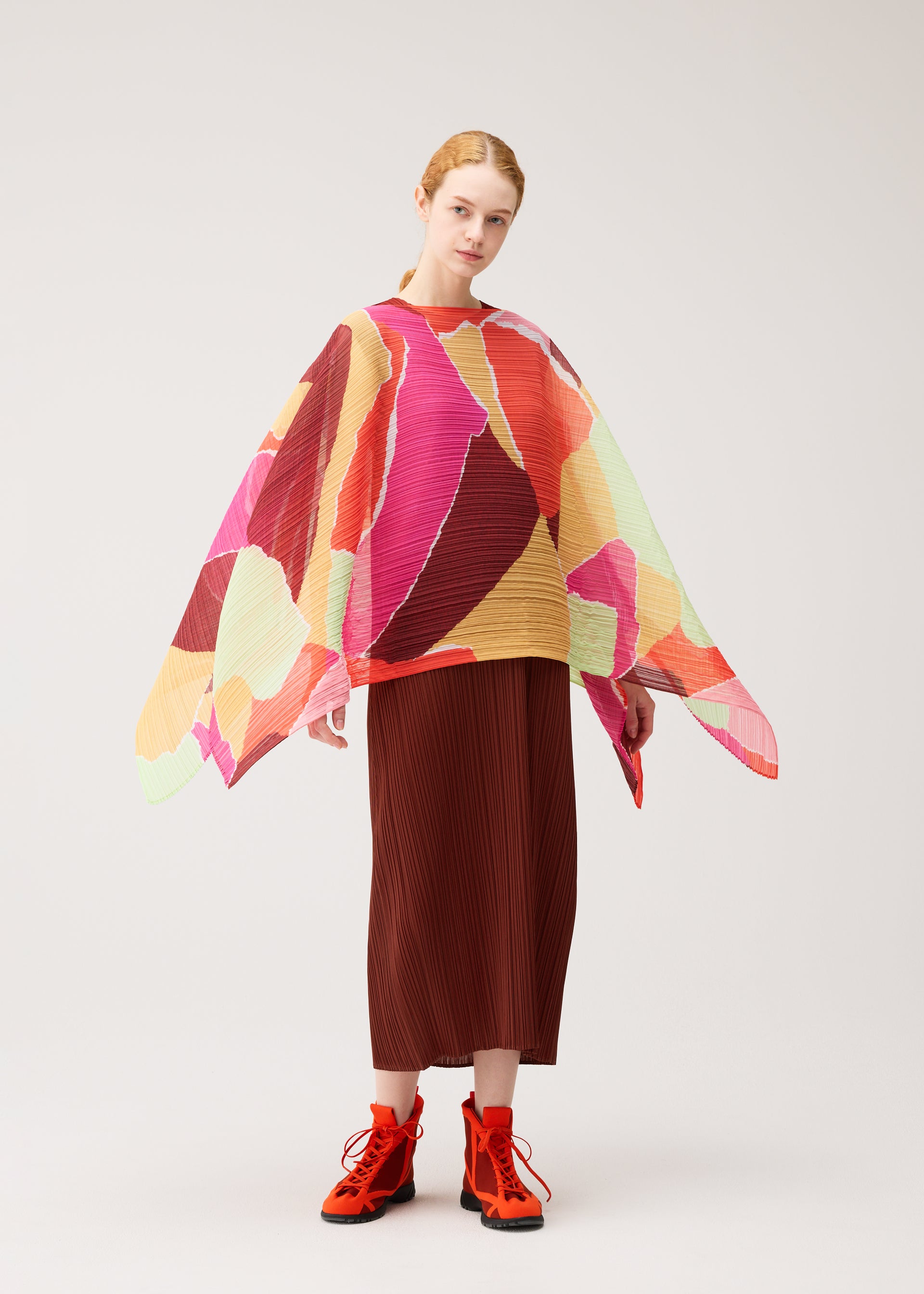 Issey Miyake Surprise Madame-T šátek oranžový plisé