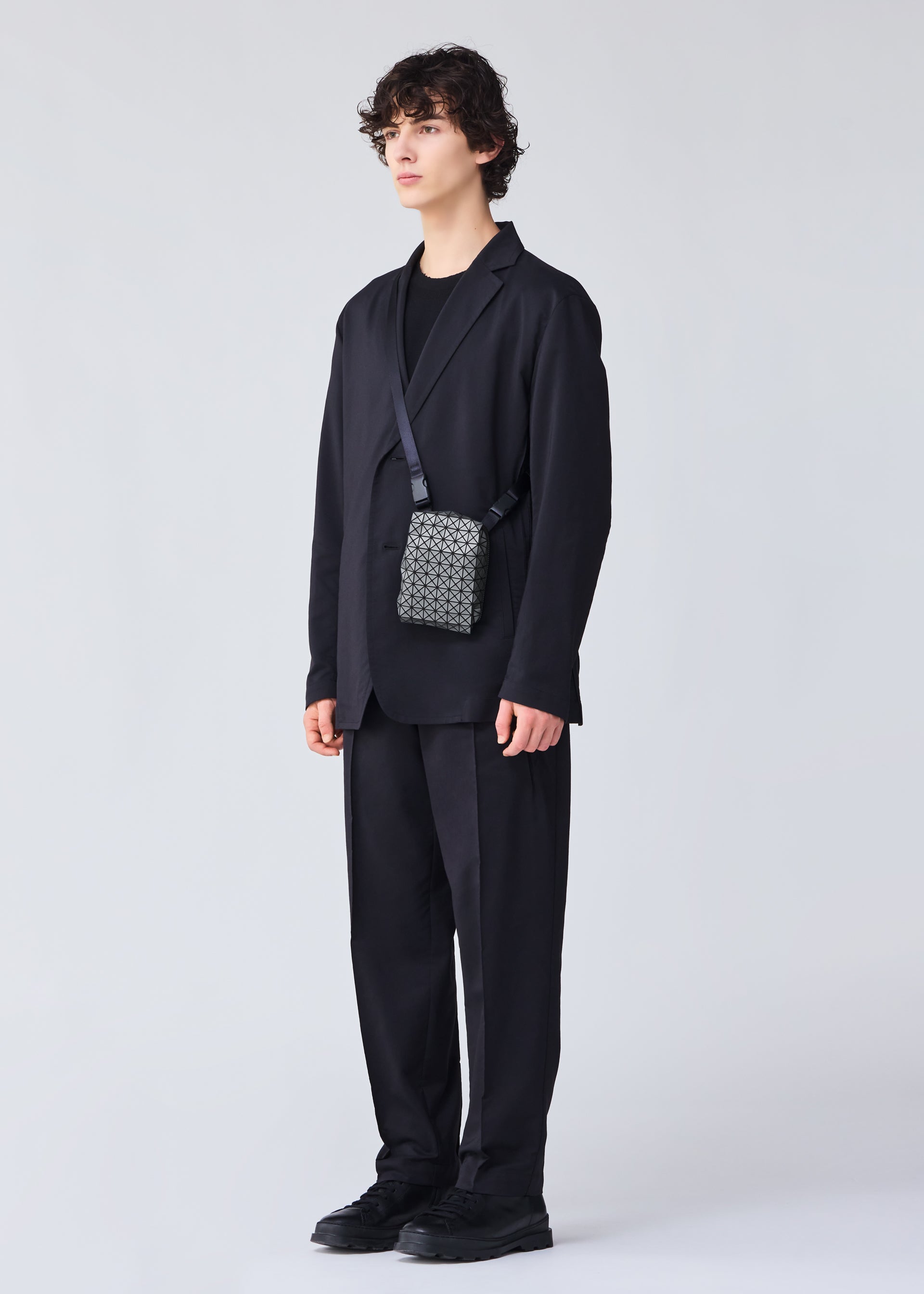 Issey Miyake Bao Bao Beetle Reflector pouzdro šedá