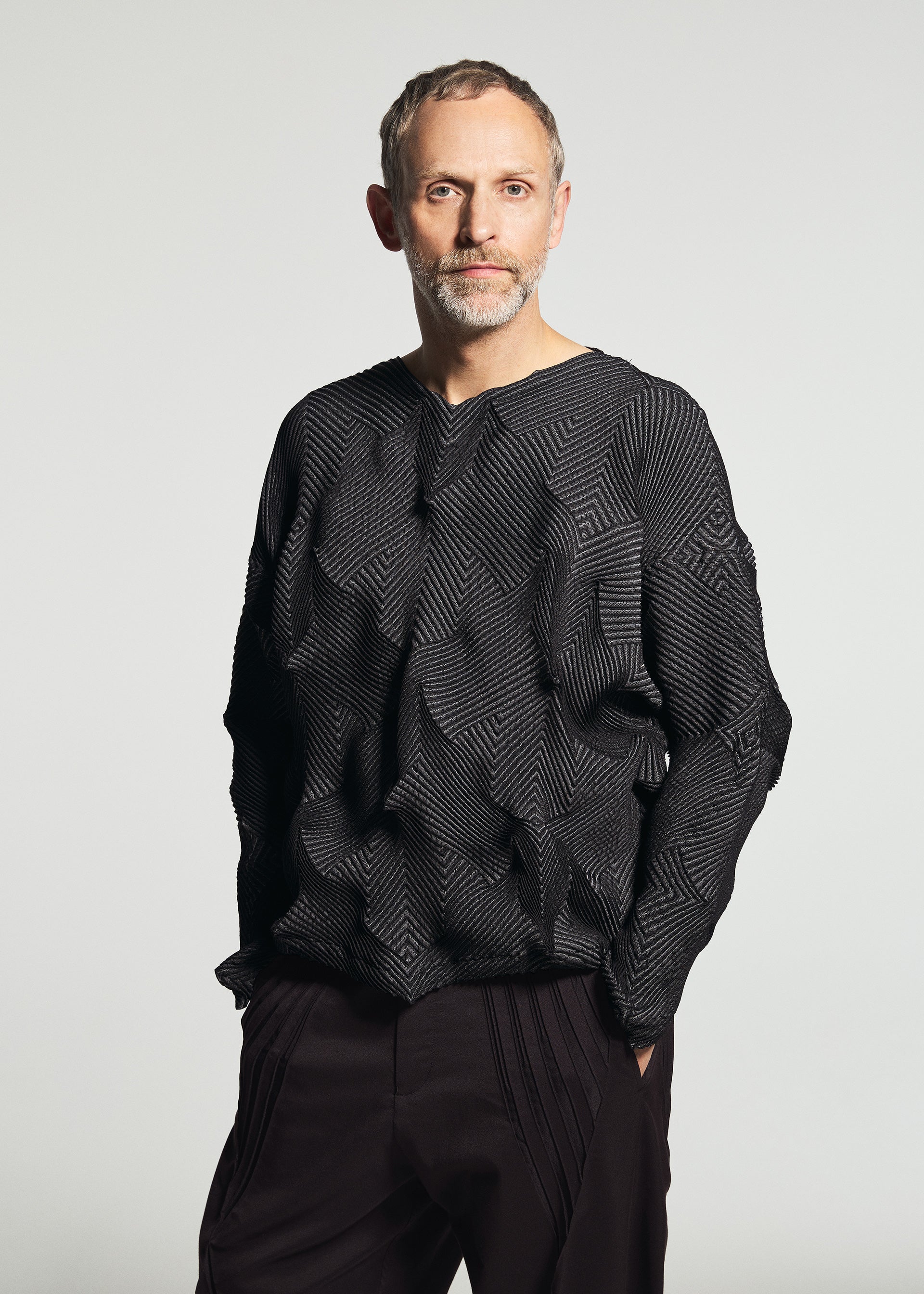 Issey Miyake Type-O 010-1 top béžový kostka