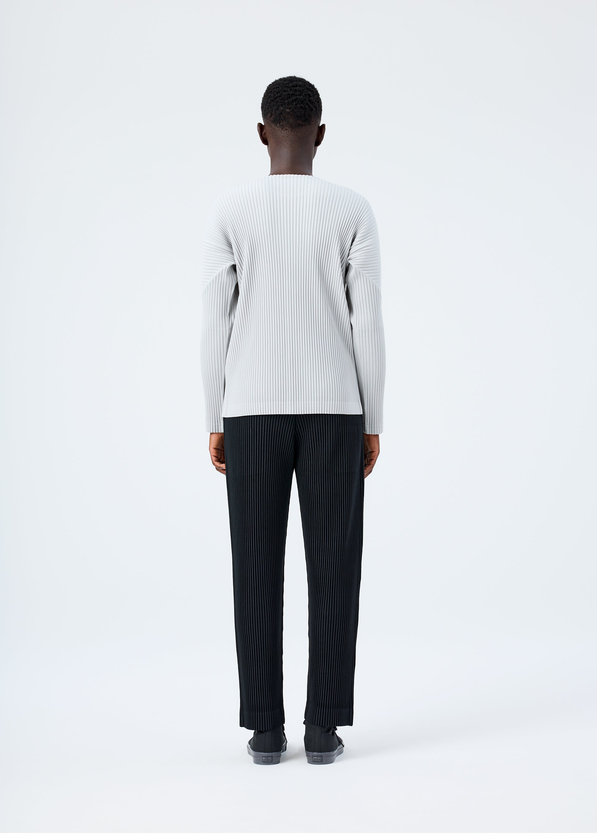 Issey Miyake Basics triko dlouhý rukáv světle šedá vel. 2