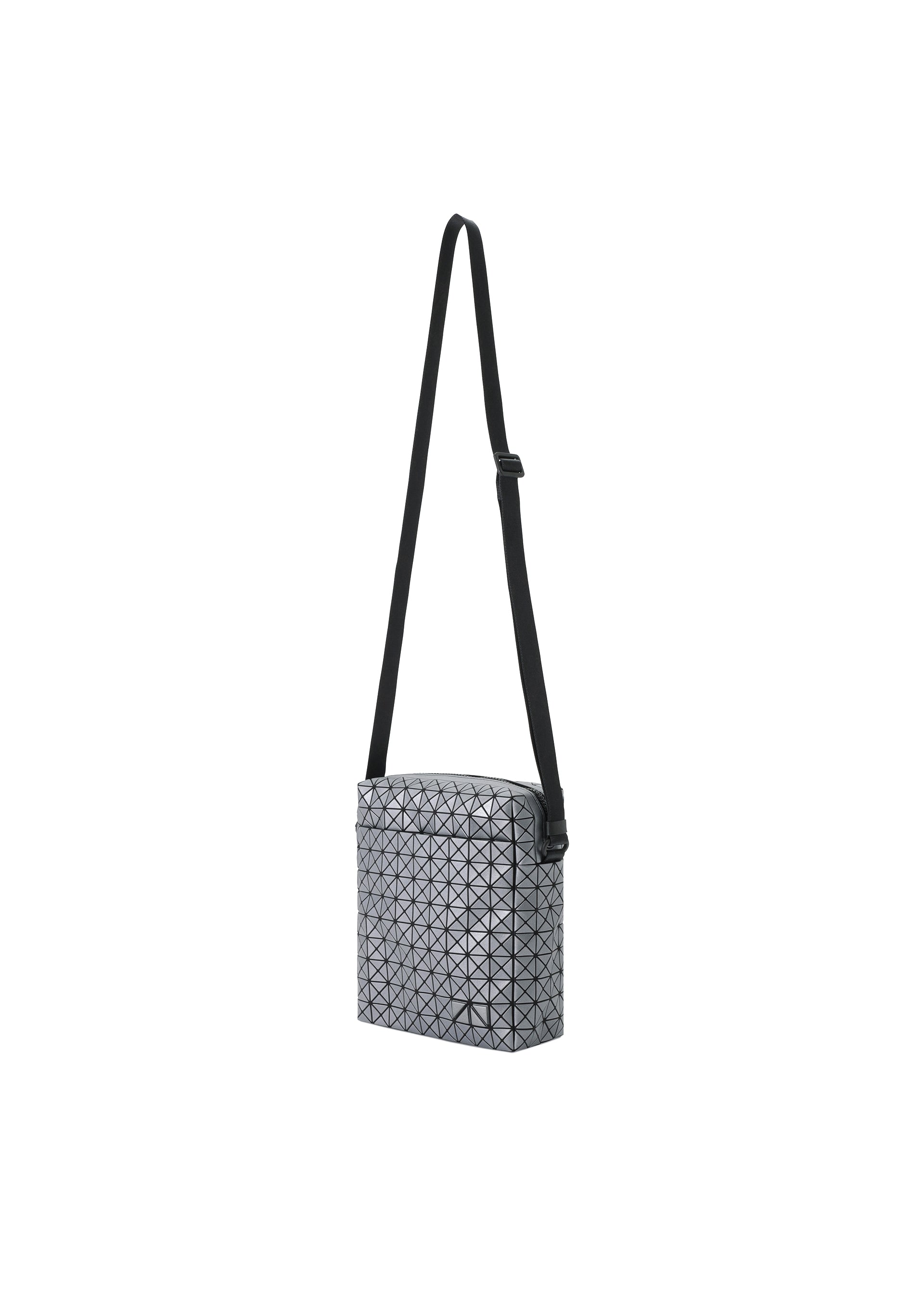 Issey Miyake Voyager Reflector crossbody měděně hnědá