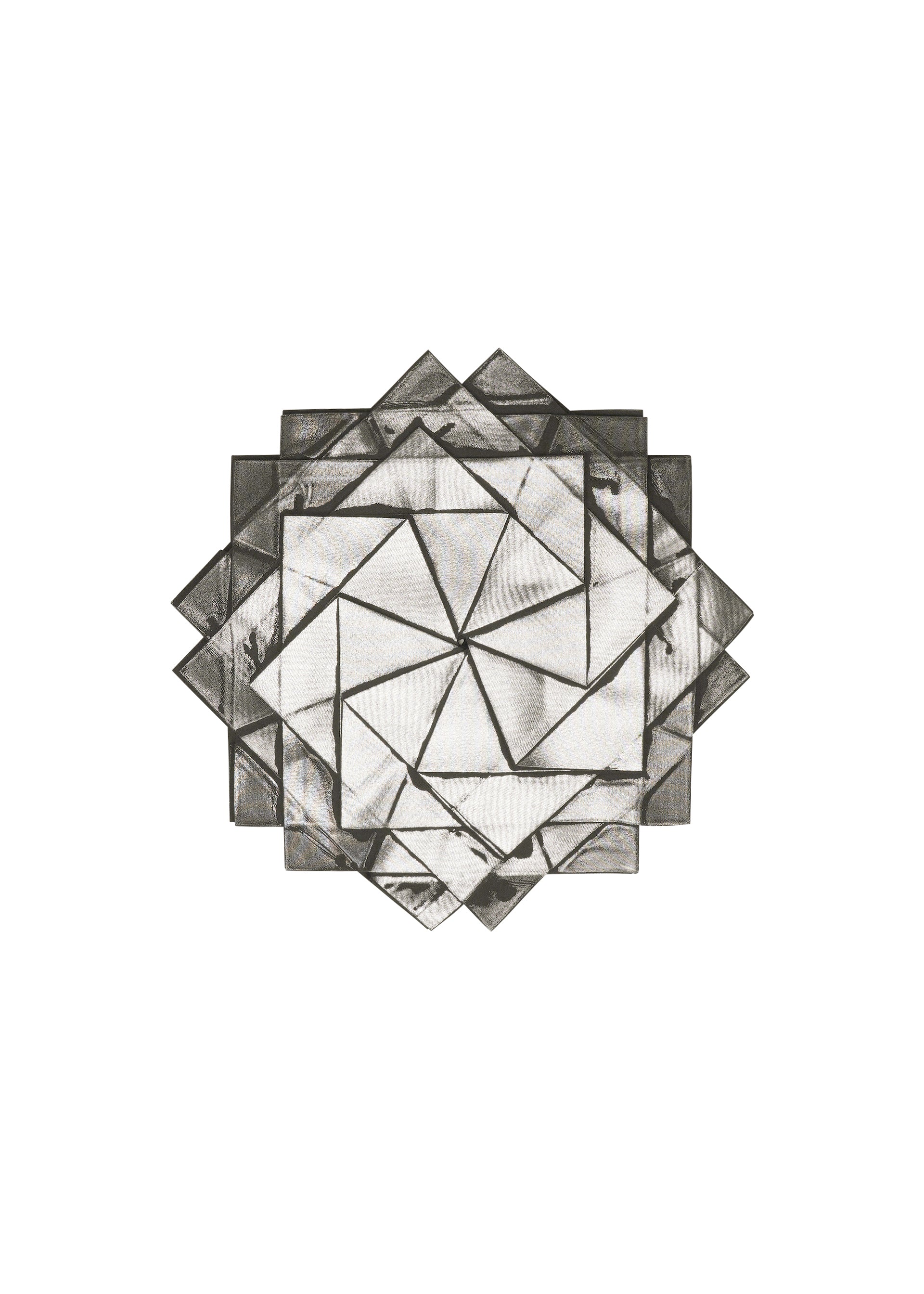 Issey Miyake 132 5. No.10-1 halenka White Silver
