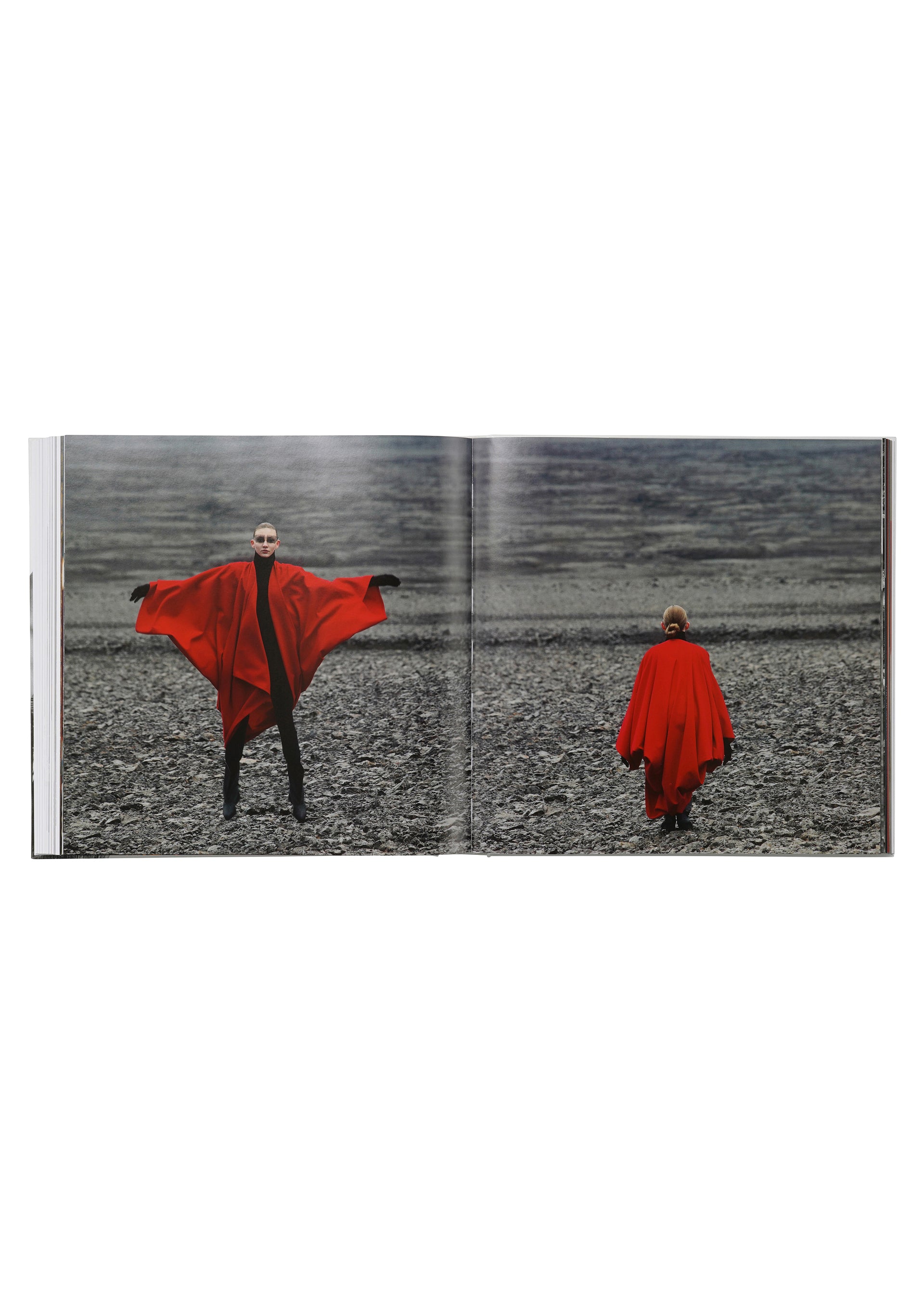 Issey Miyake Taschen kniha o tvorbě limitovaná