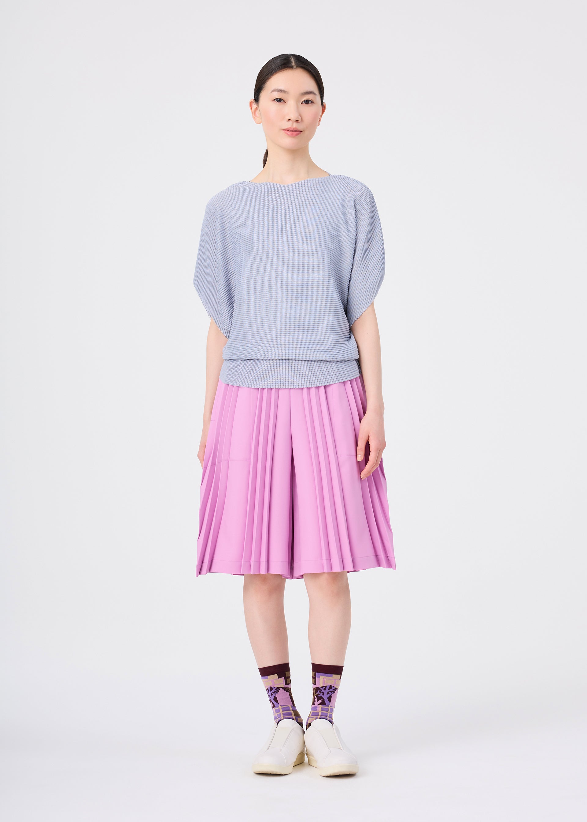 me Issey Miyake Tower Knit top šedý stretch plisé