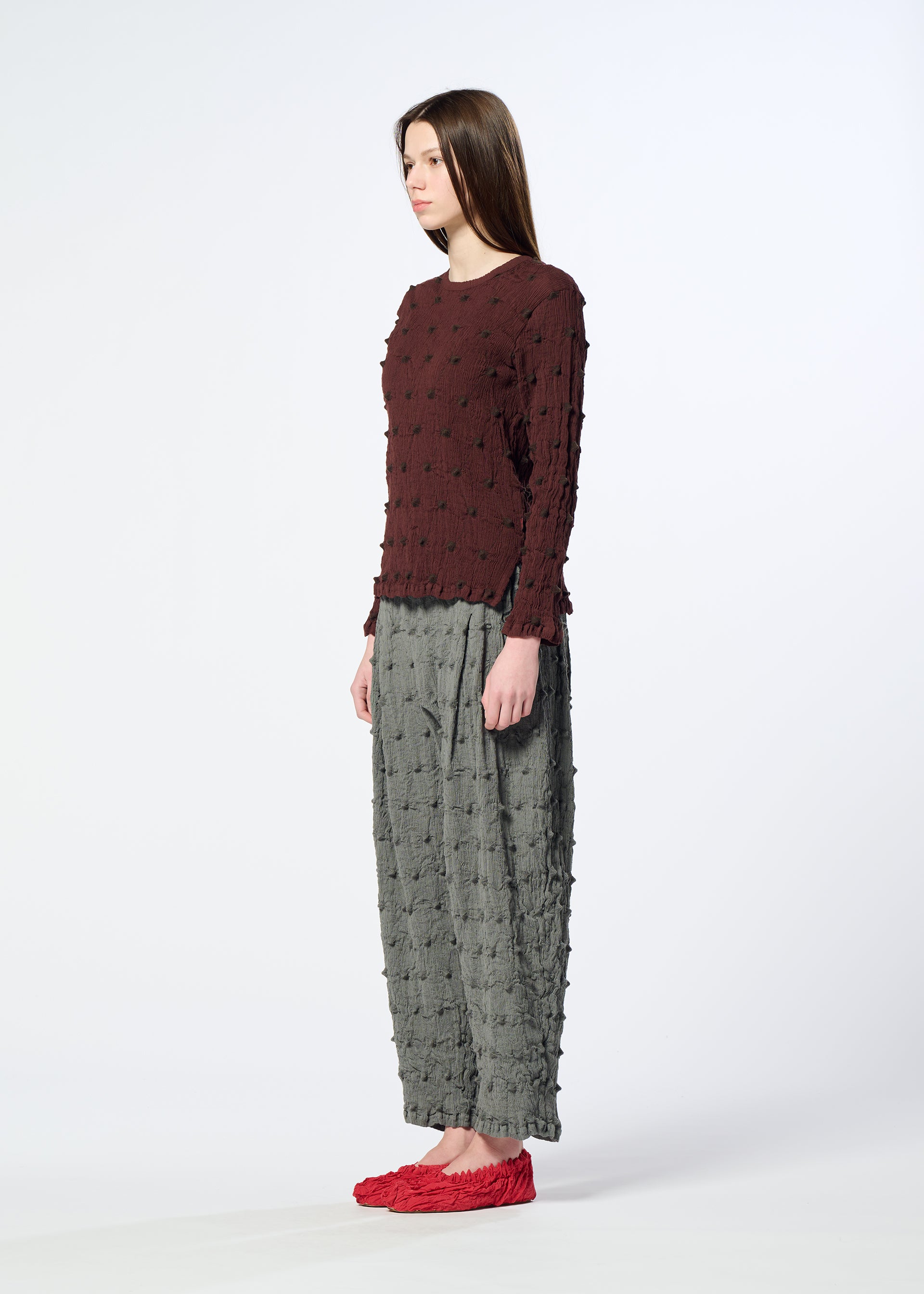 Issey Miyake Kyo Chijimi Square Emb kalhoty Middle Gray vyšívka