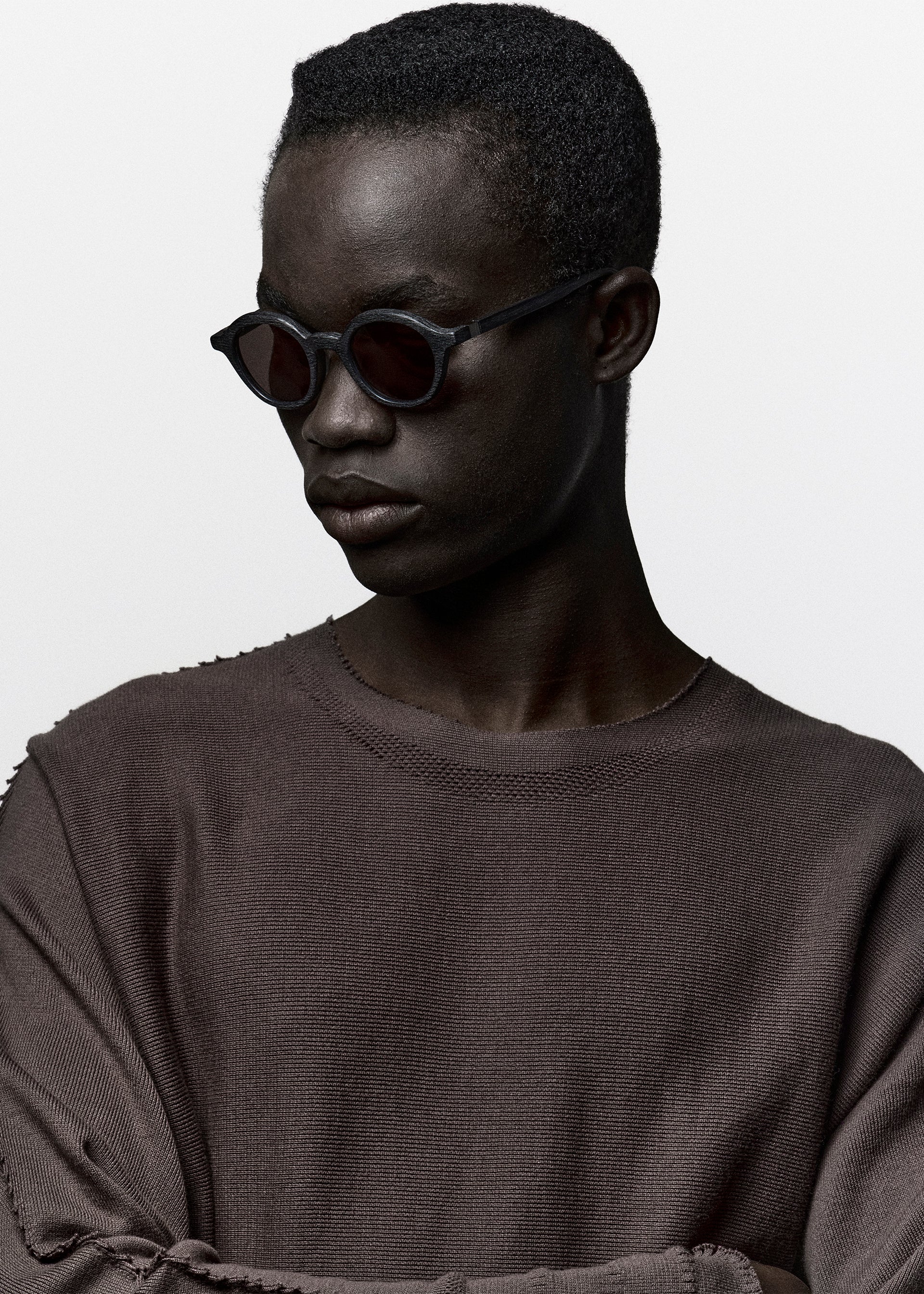 Issey Miyake Eyes Wood-Round sluneční brýle dřevěný efekt