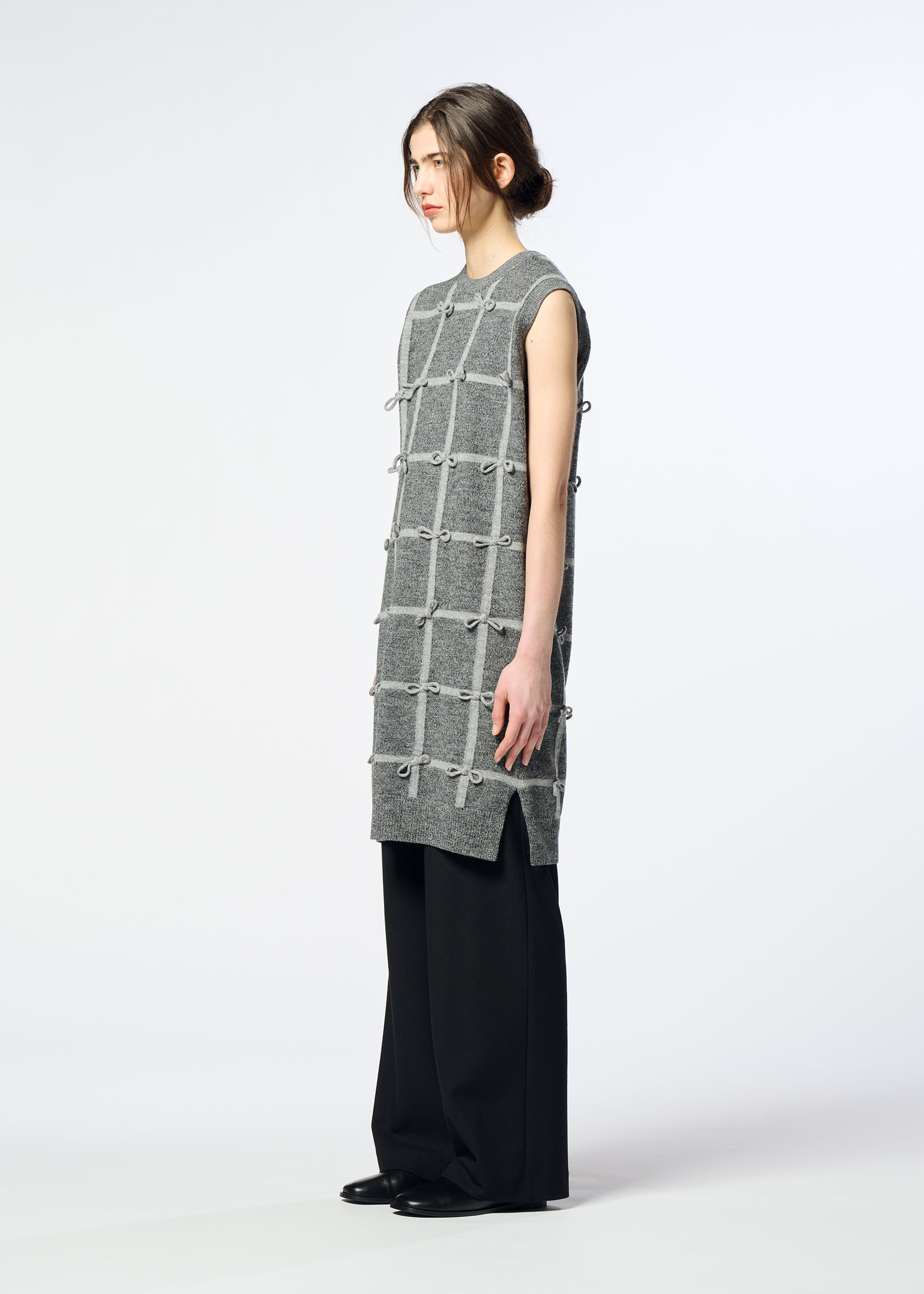 Issey Miyake Ribbon Knit vlněné šaty šedé s mašlemi