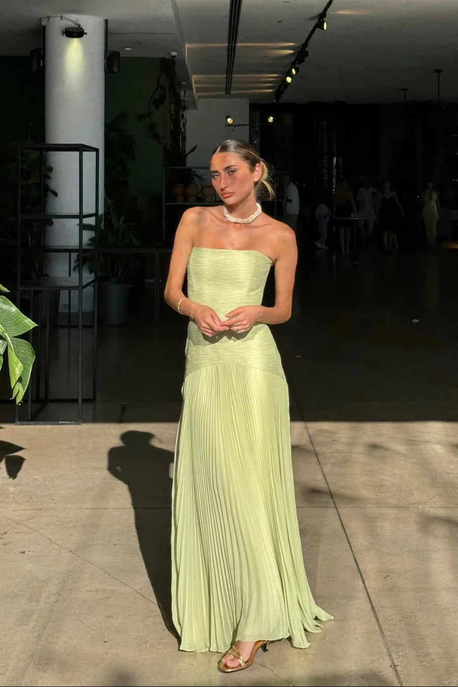 Norielle Plissée dlouhé bustier šaty zelené plisované