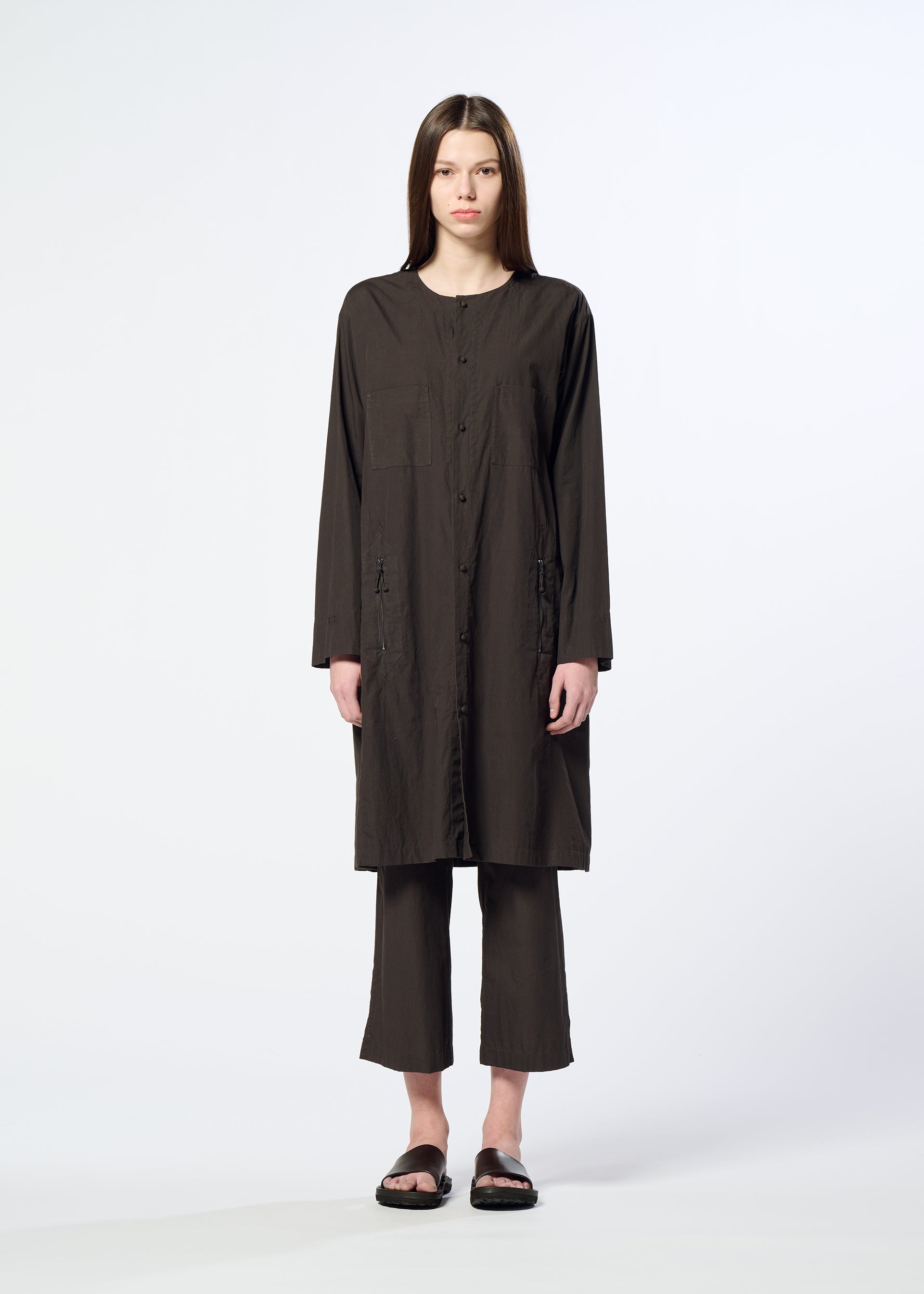 Issey Miyake Kangri Pocket Dot dlouhá košile bílá 2 bavlna