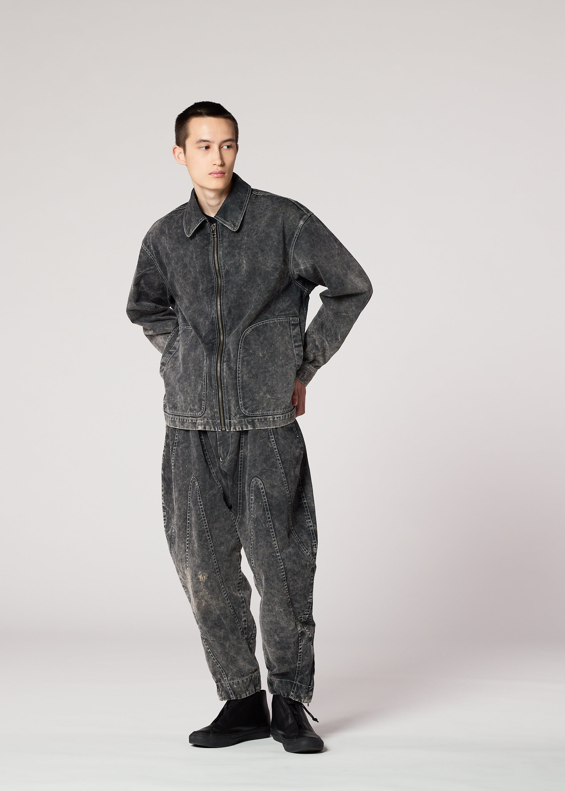 Issey Miyake Elements bunda černá vel. 2 bavlněná