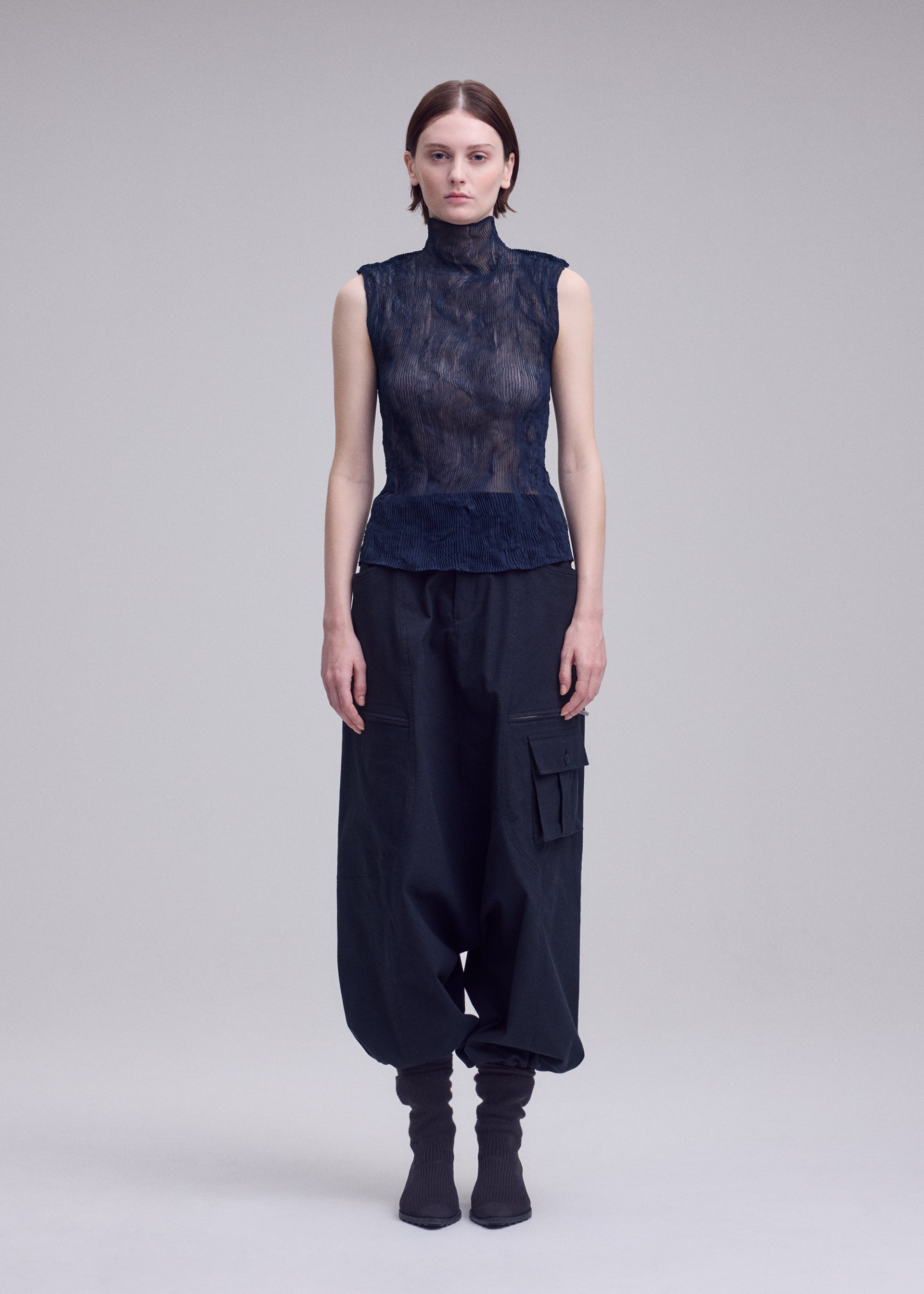 Issey Miyake Chiffon Twist 1 IM63FJ417 top modrý 2 plisé