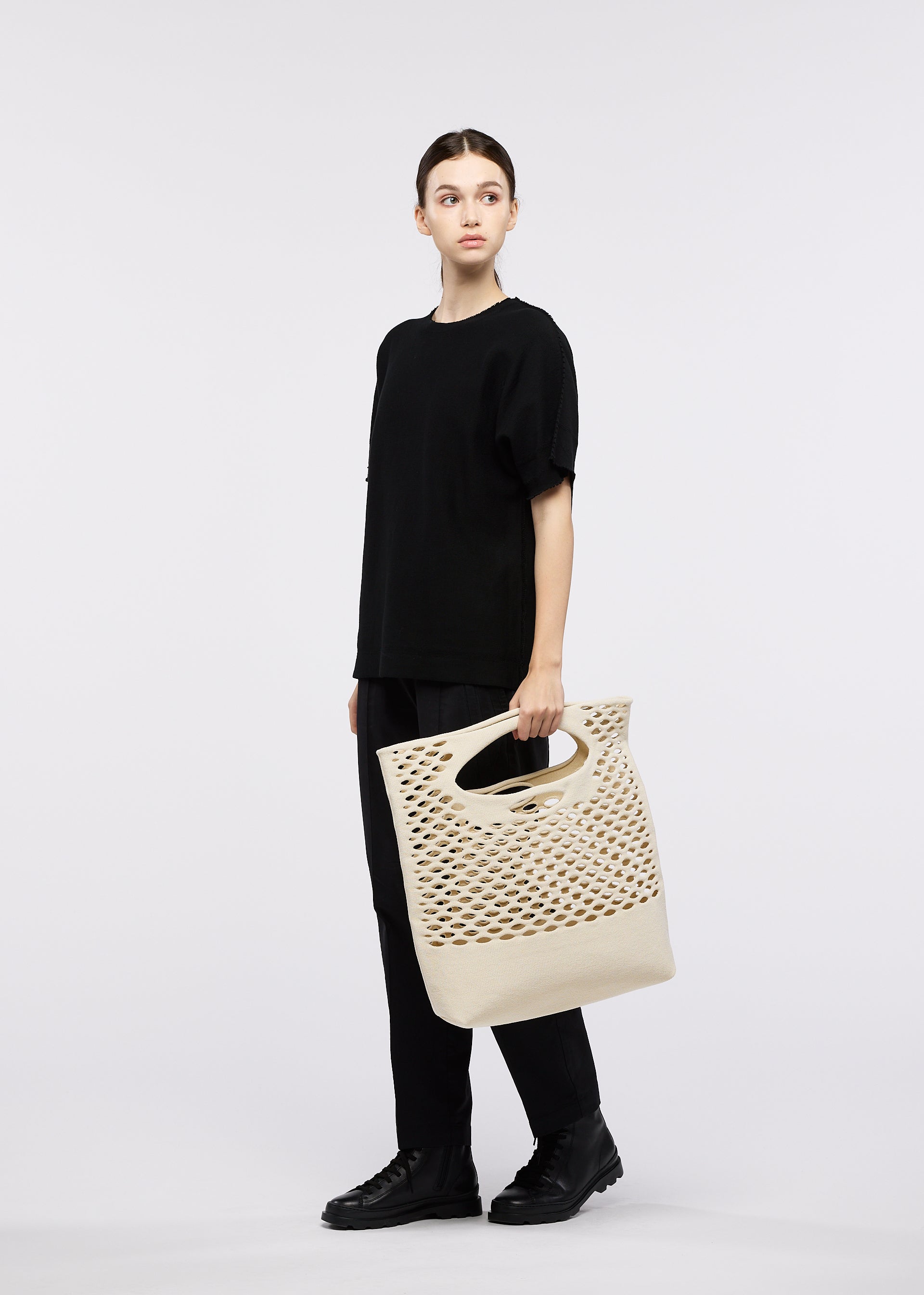 Issey Miyake Mokko Washi tote kabelka off white