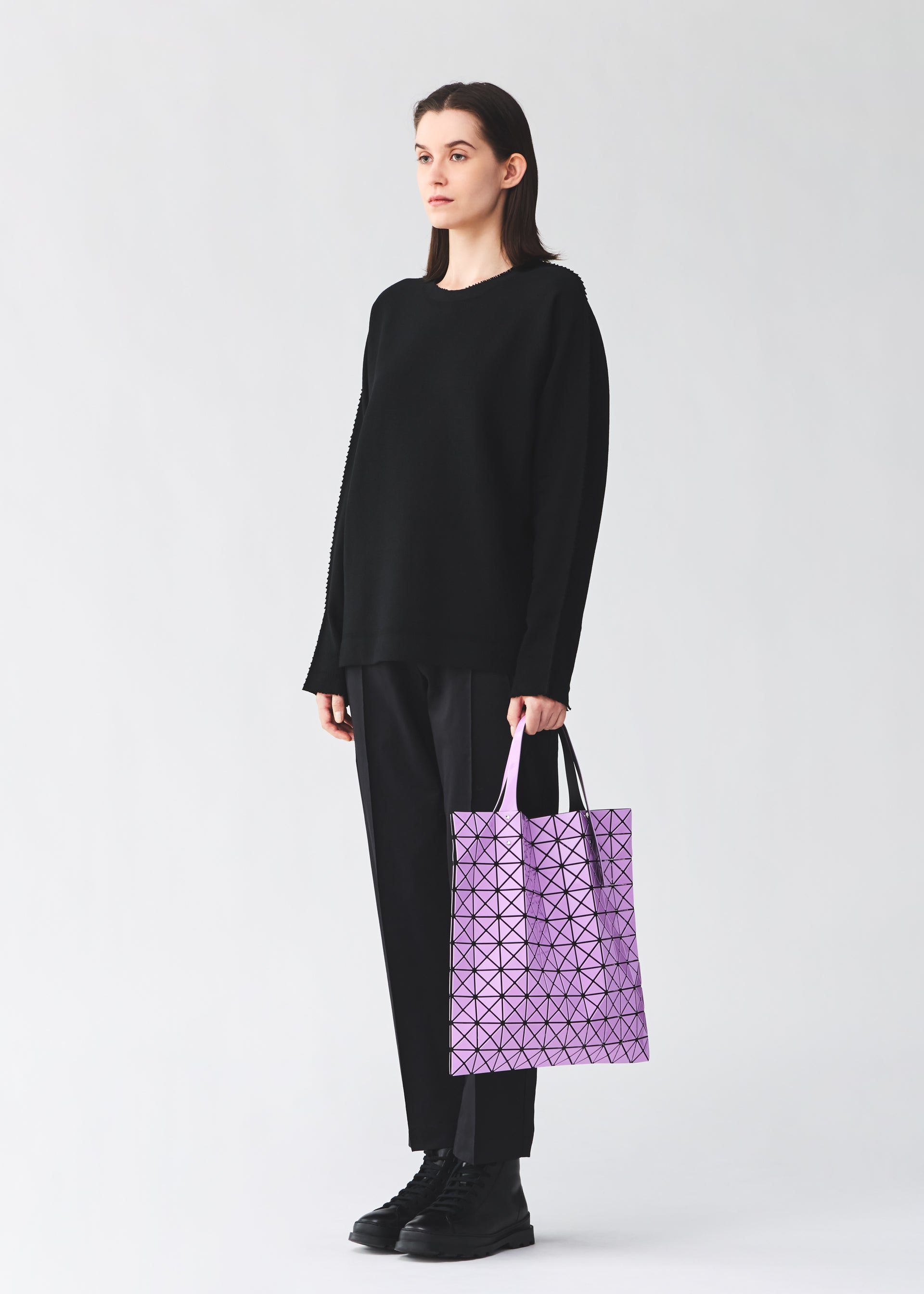 Issey Miyake Prism Gloss tote šedá lesklá na notebook