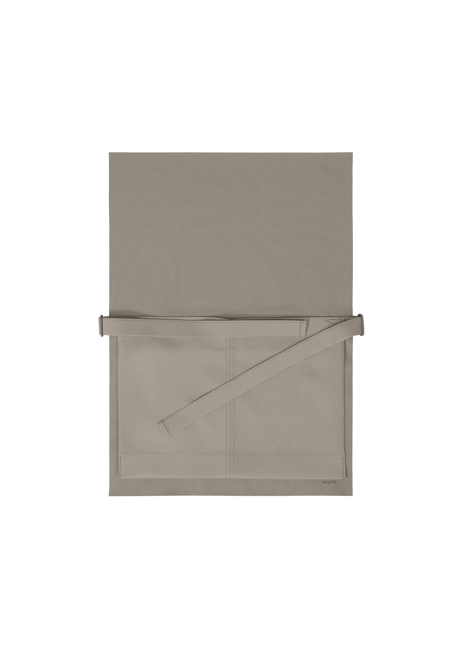 Issey Miyake Good Goods Roll kabelka přes rameno černá lehká