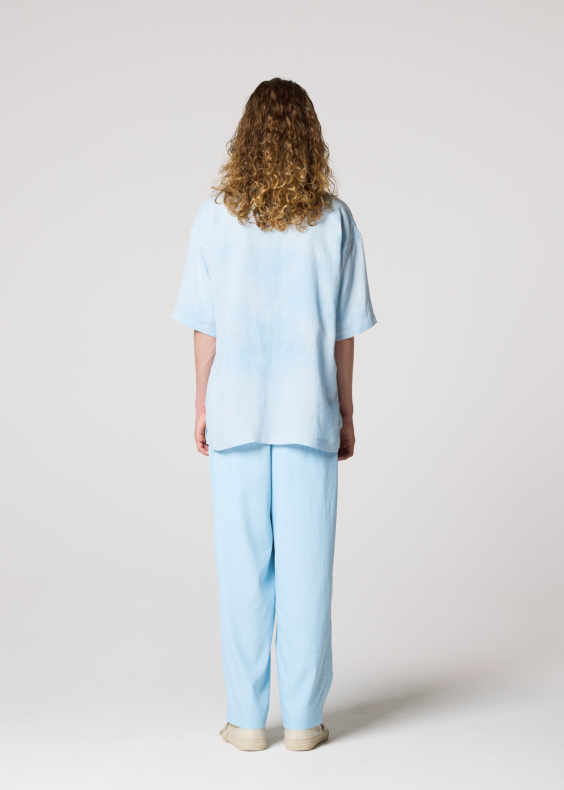 Issey Miyake Floating Linen pánská košile blue lněná