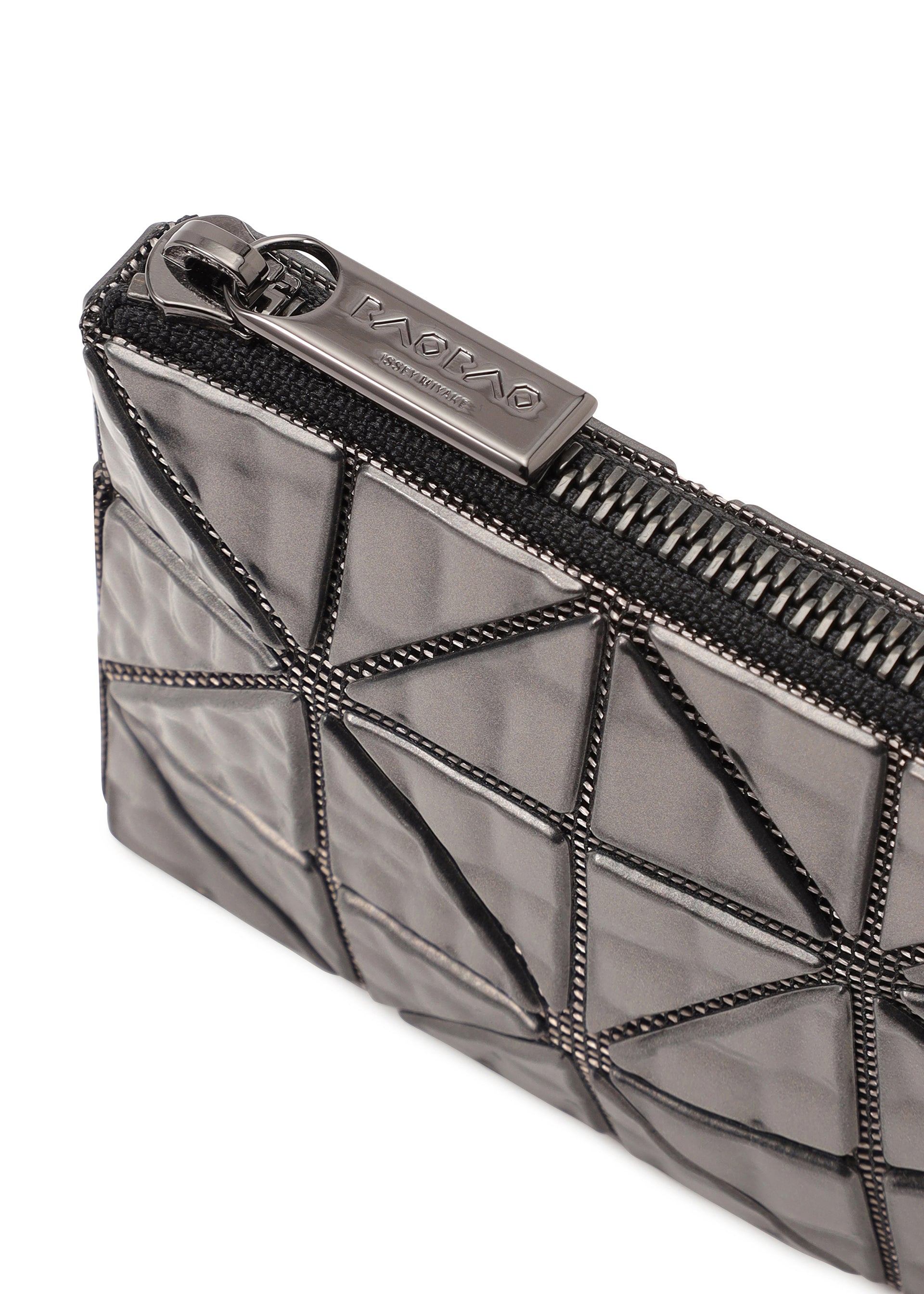 Issey Miyake Cassette pouzdro na karty modré
