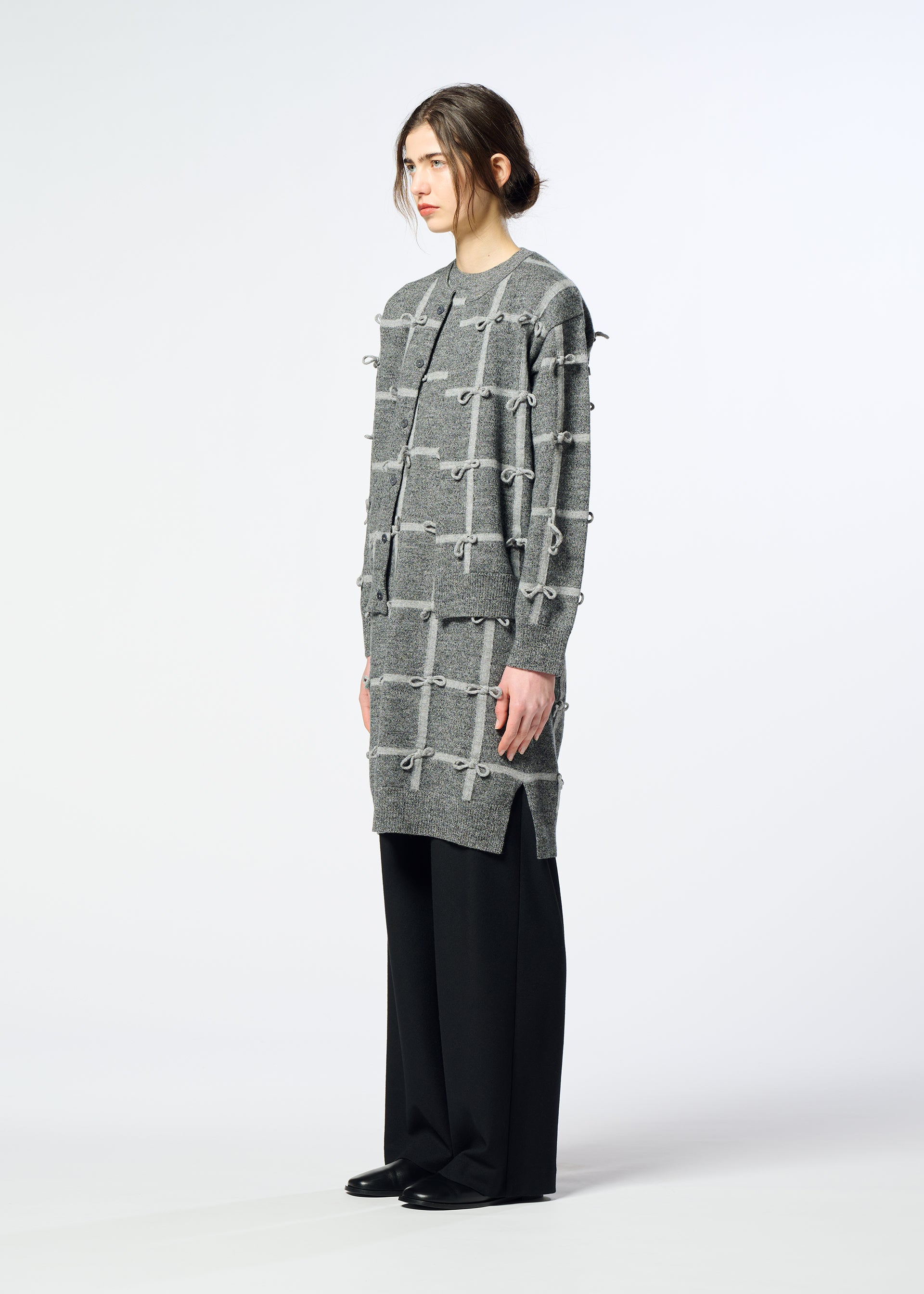 Issey Miyake Ribbon Knit kardigan šedý vlněný