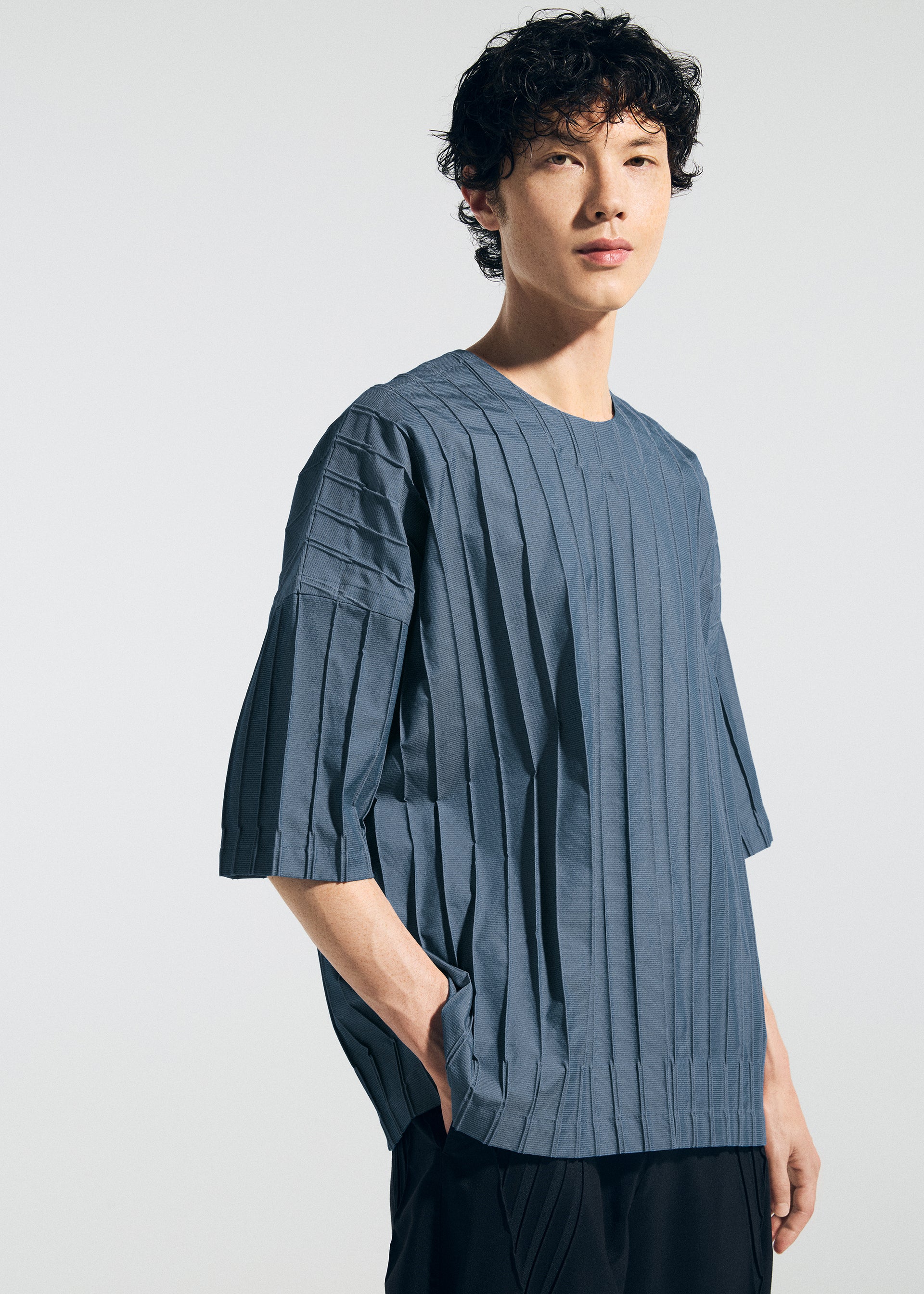 Issey Miyake Type-W 007 tričko černé vel. 1 volné