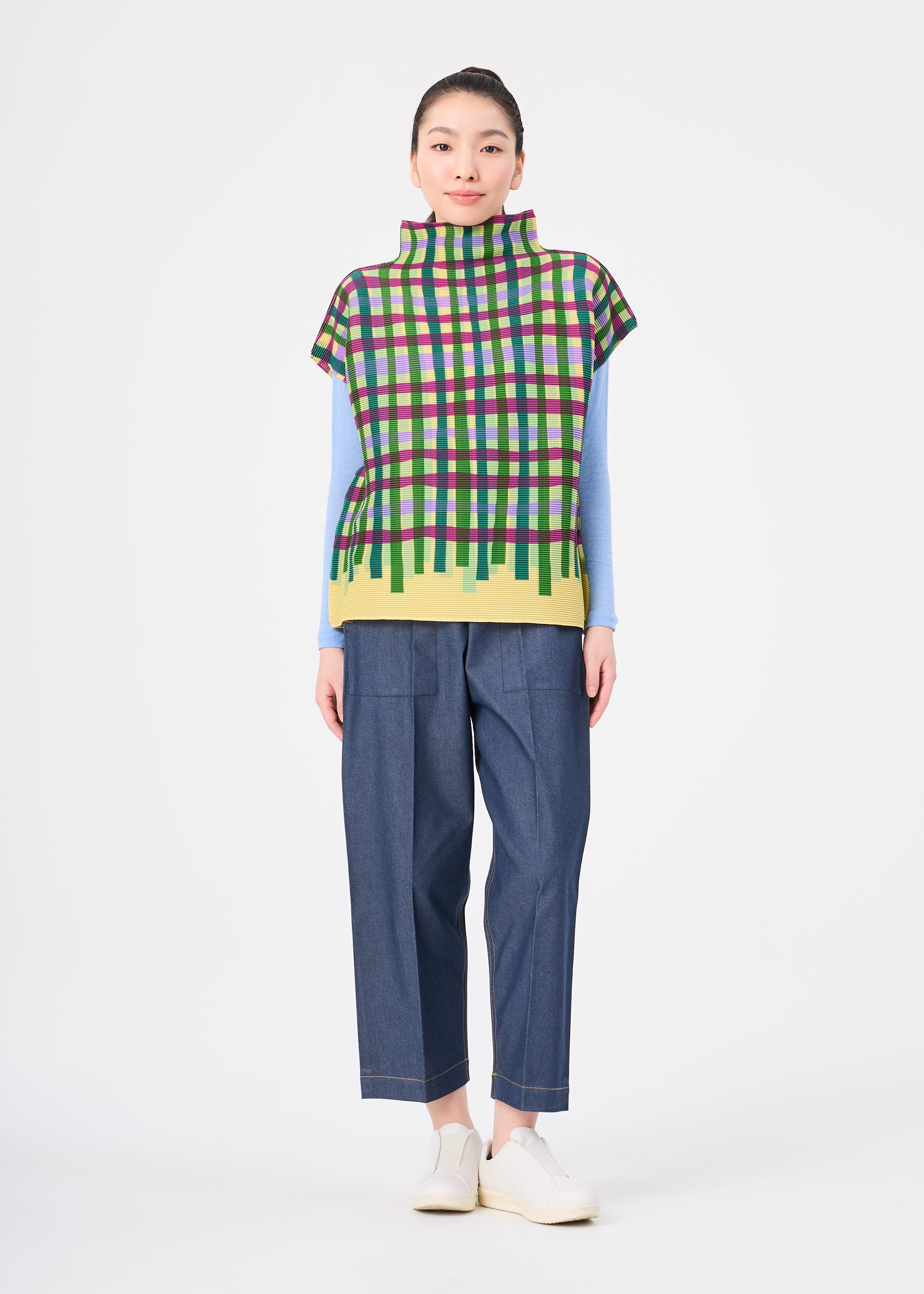 me Issey Miyake Tape Check top PINK-HUED košík
