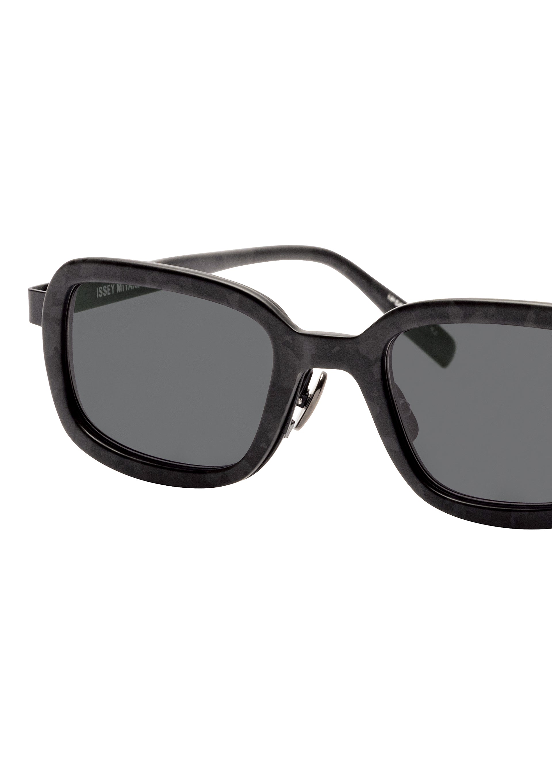 Issey Miyake Marrow-Square sluneční brýle černá demi