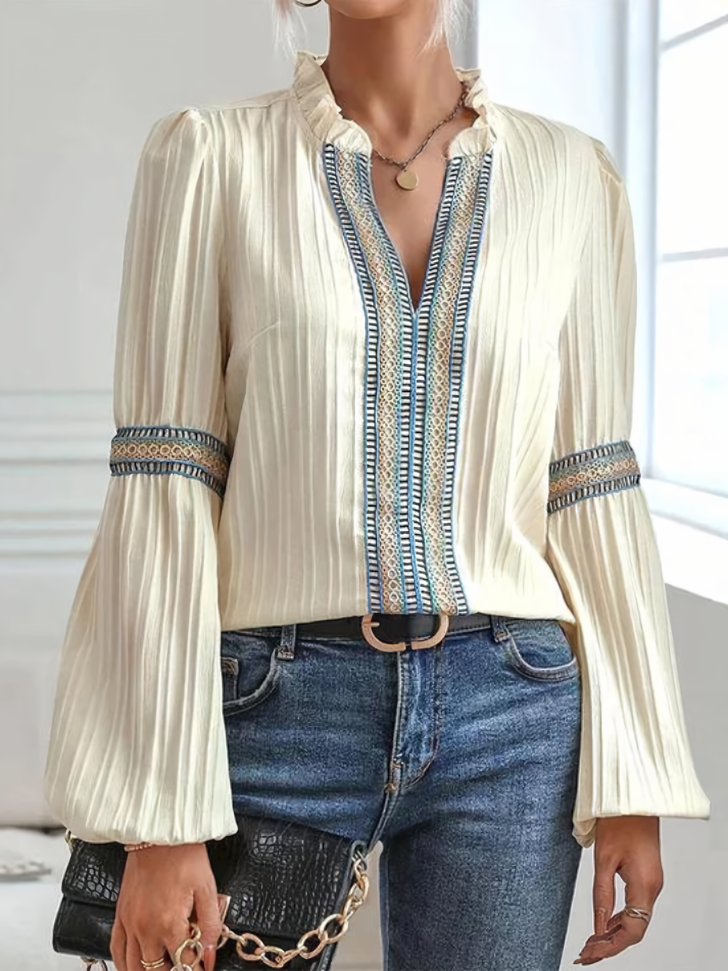 Norielle plisovaná halenka boho béžová vyšívaný límec