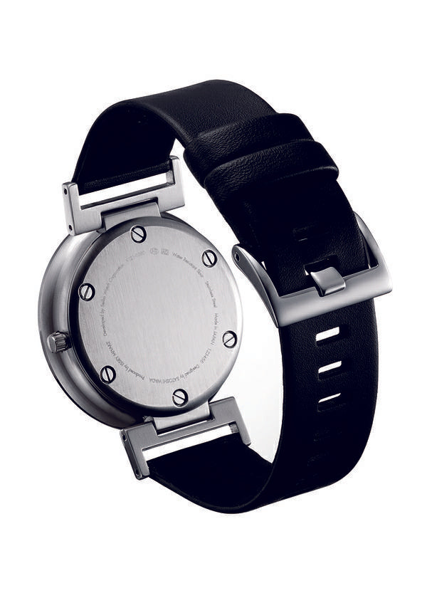 Issey Miyake U IW05AW331 hodinky černé quartz