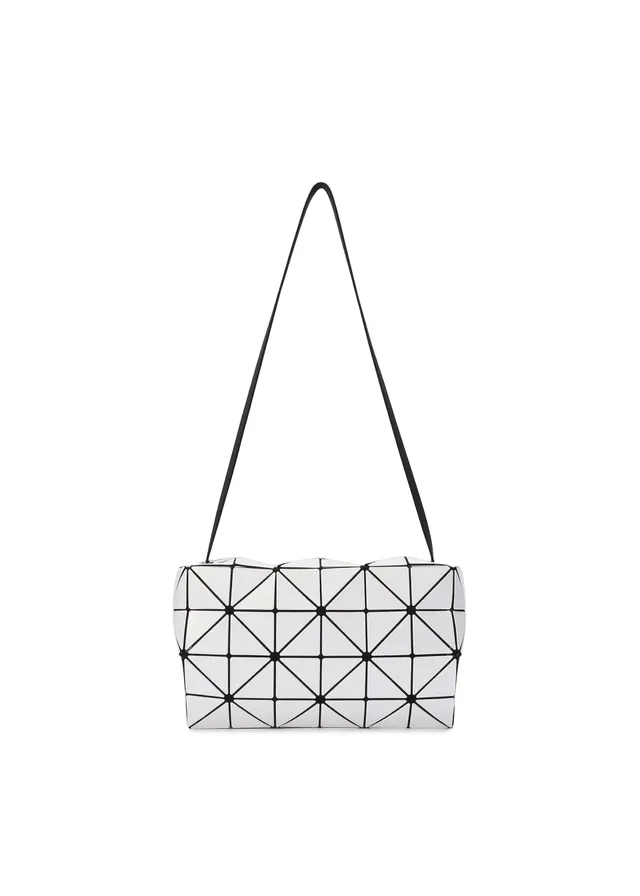 Issey Miyake Carton lakovaná kabelka černá