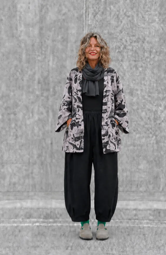 AURELIA & ZWEI FRAUEN Haust kimono lesní motiv