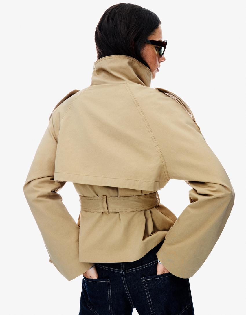 Norielle Éliane krátký trench kabát kaki s páskem