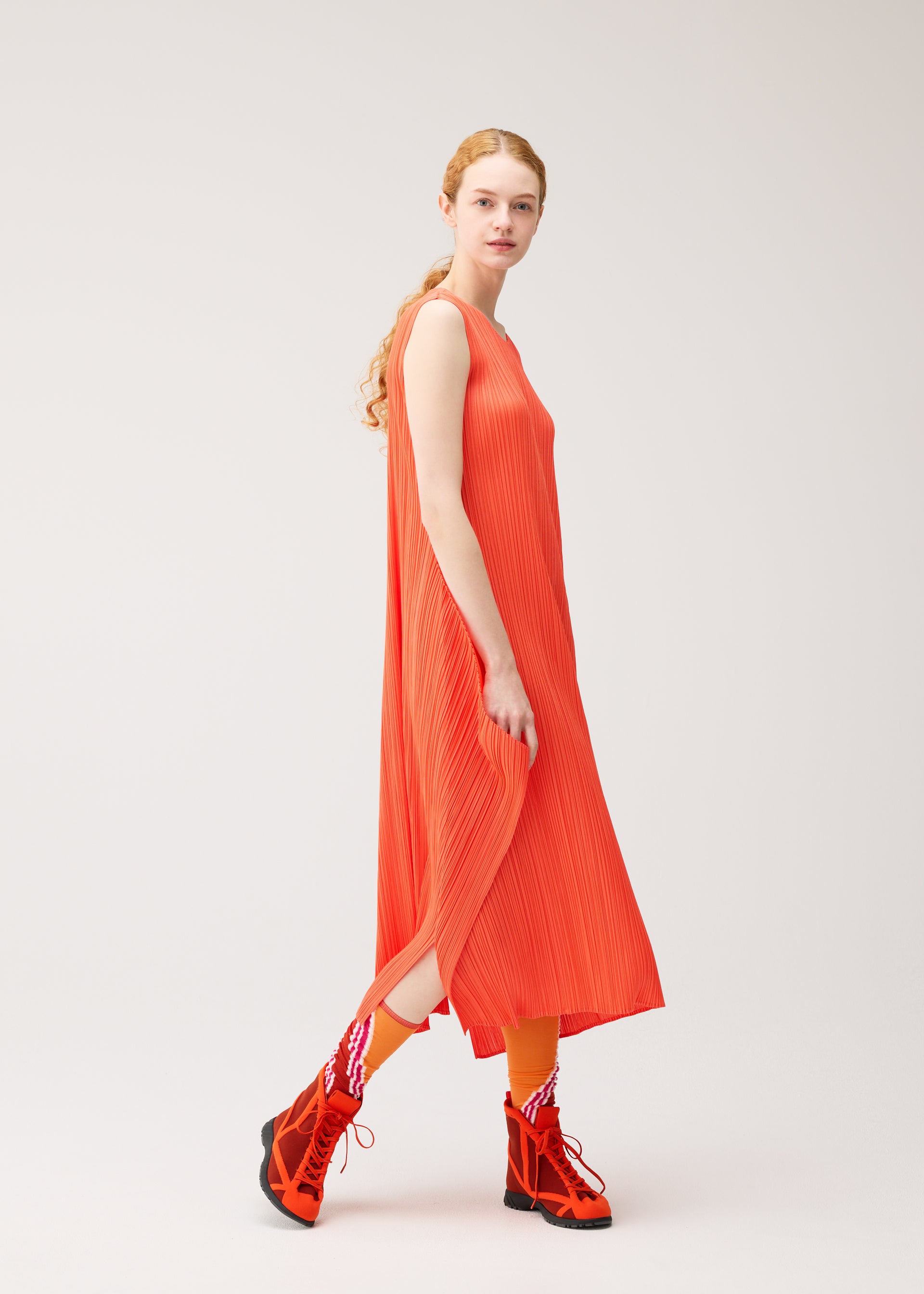Issey Miyake Pleats Please Wow! ponožky orange